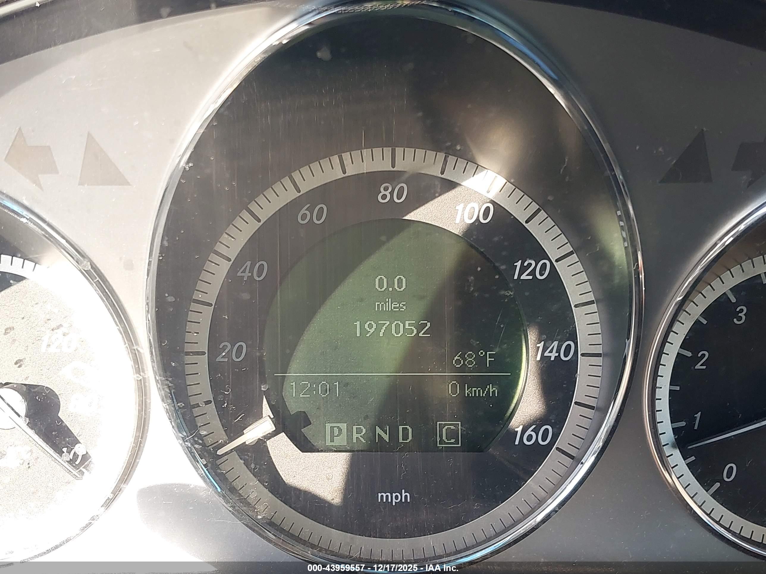 MERCEDES-BENZ C image 7
