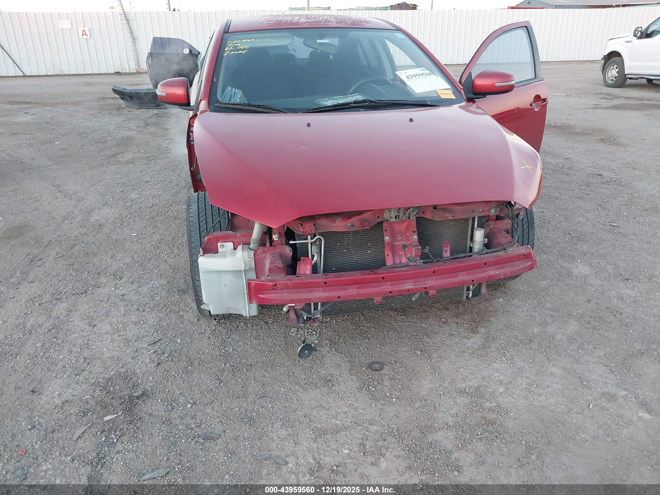MITSUBISHI LANCER image 6