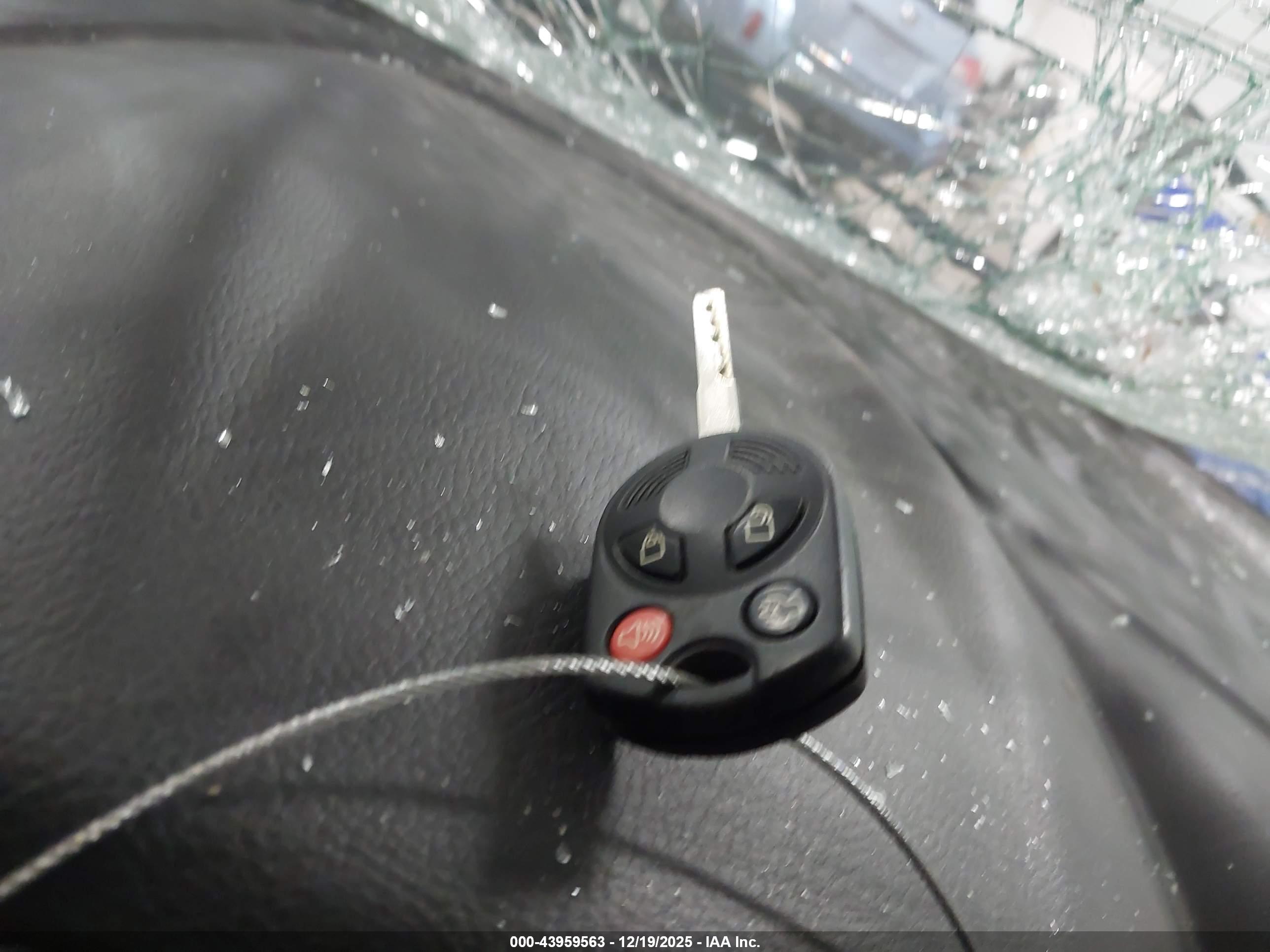 FORD FOCUS image 11