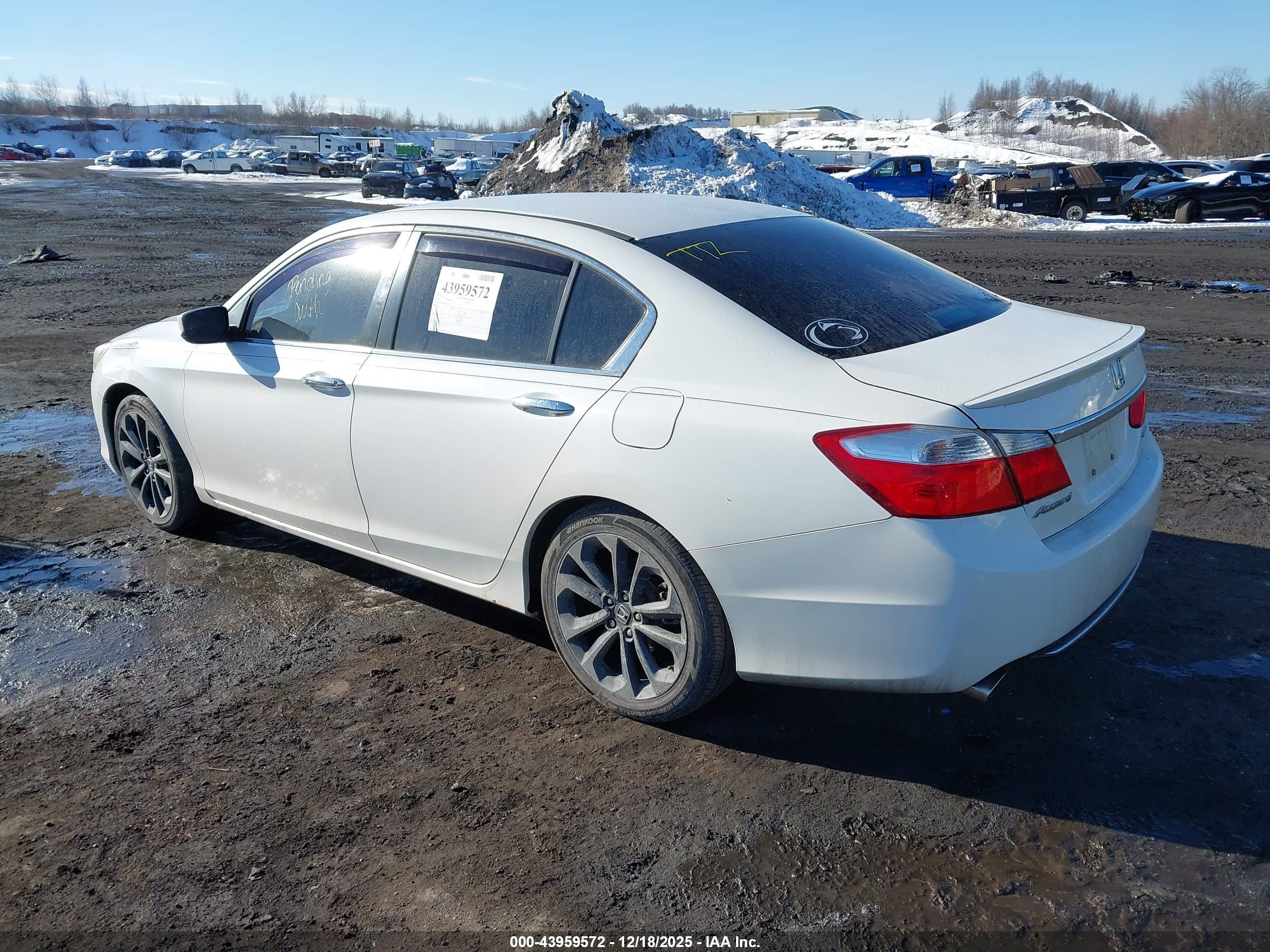 HONDA ACCORD image 3