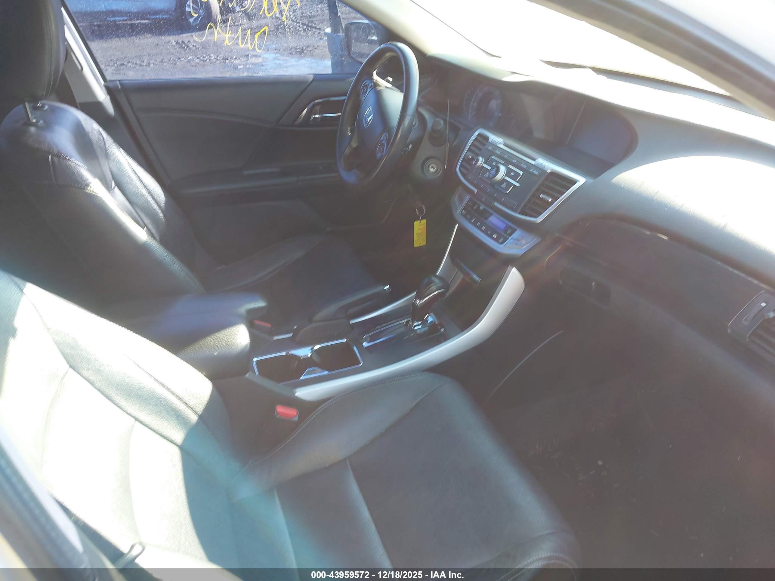 HONDA ACCORD image 5