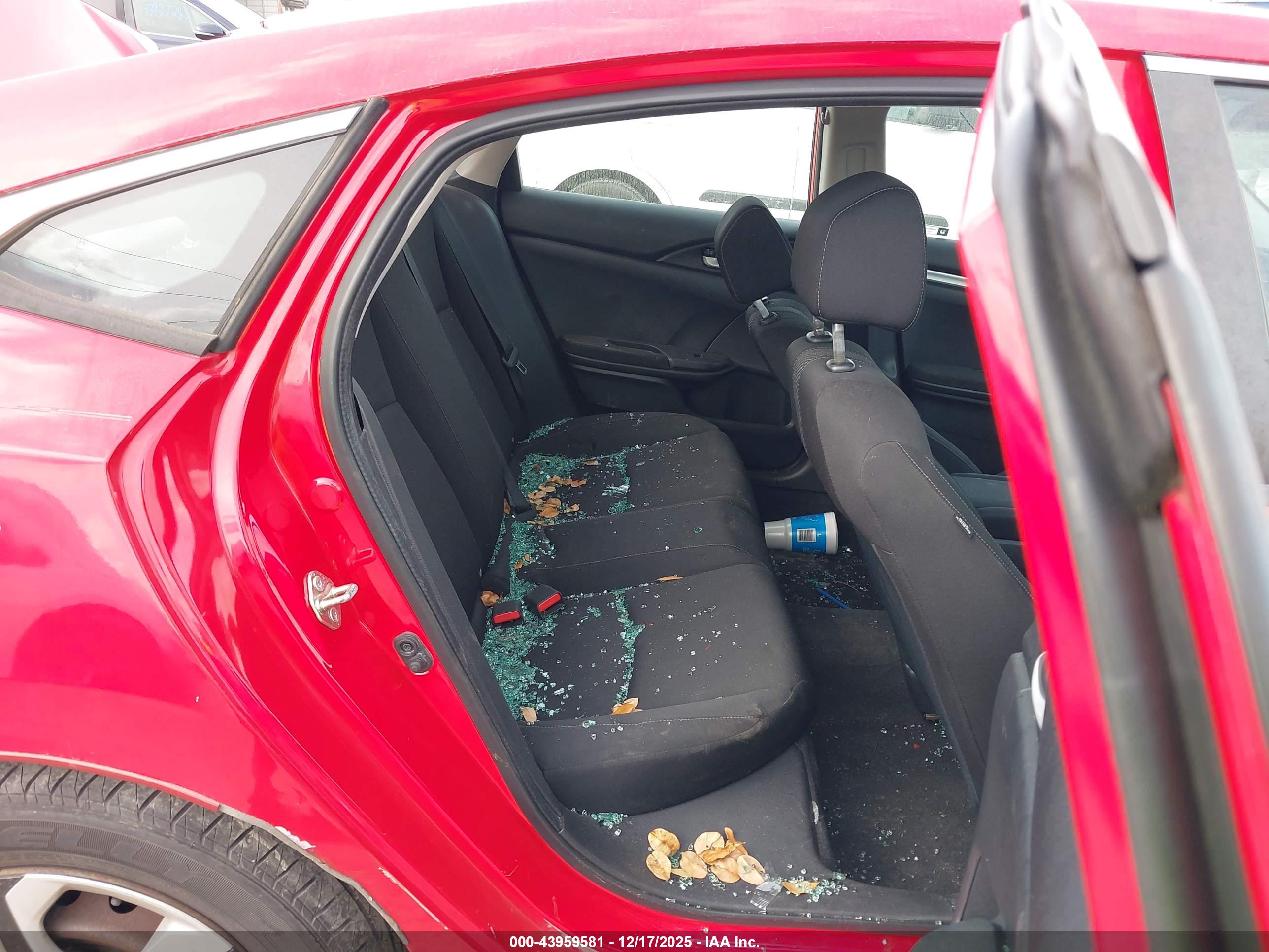 HONDA CIVIC image 8