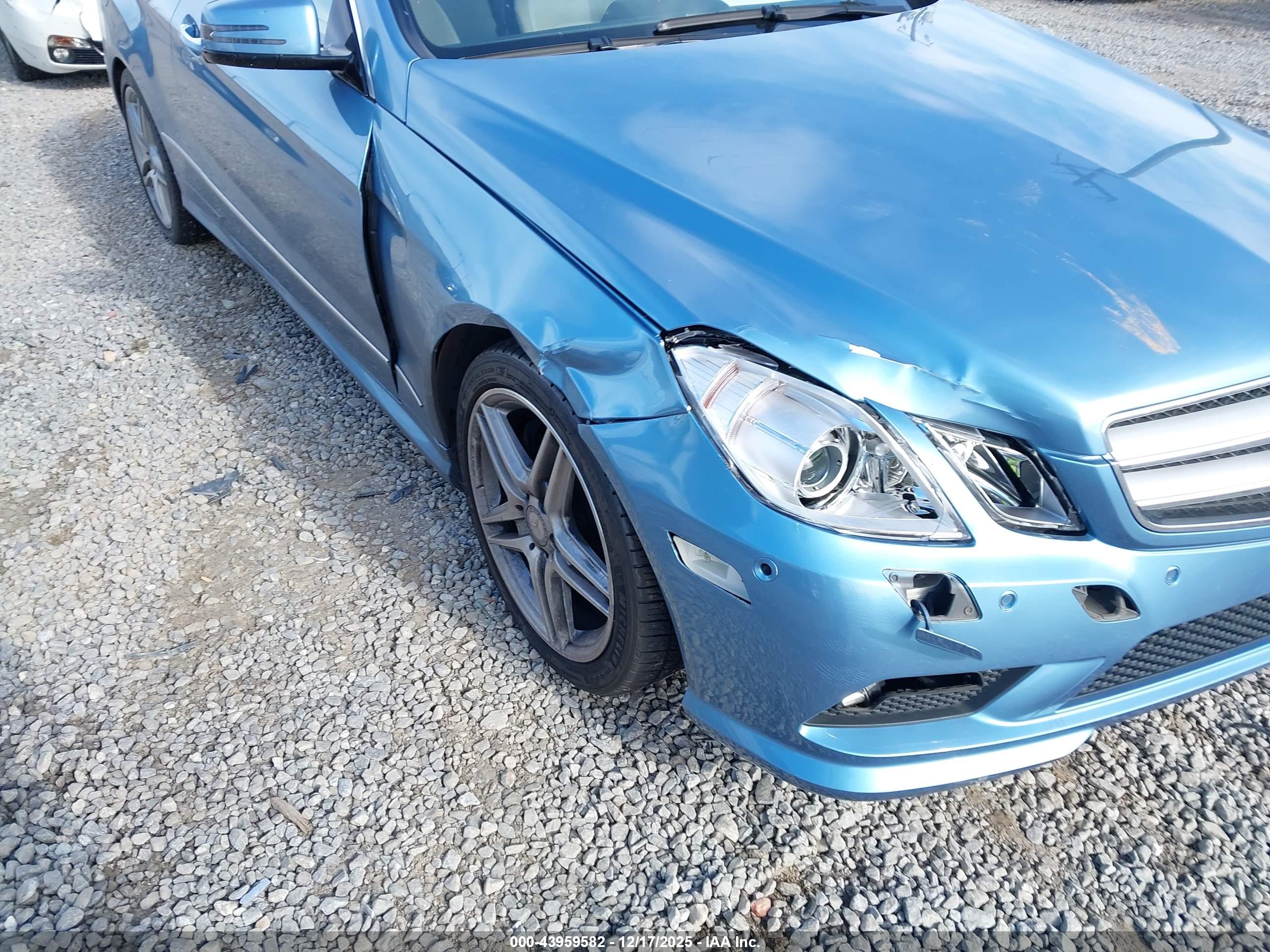 MERCEDES-BENZ E image 6