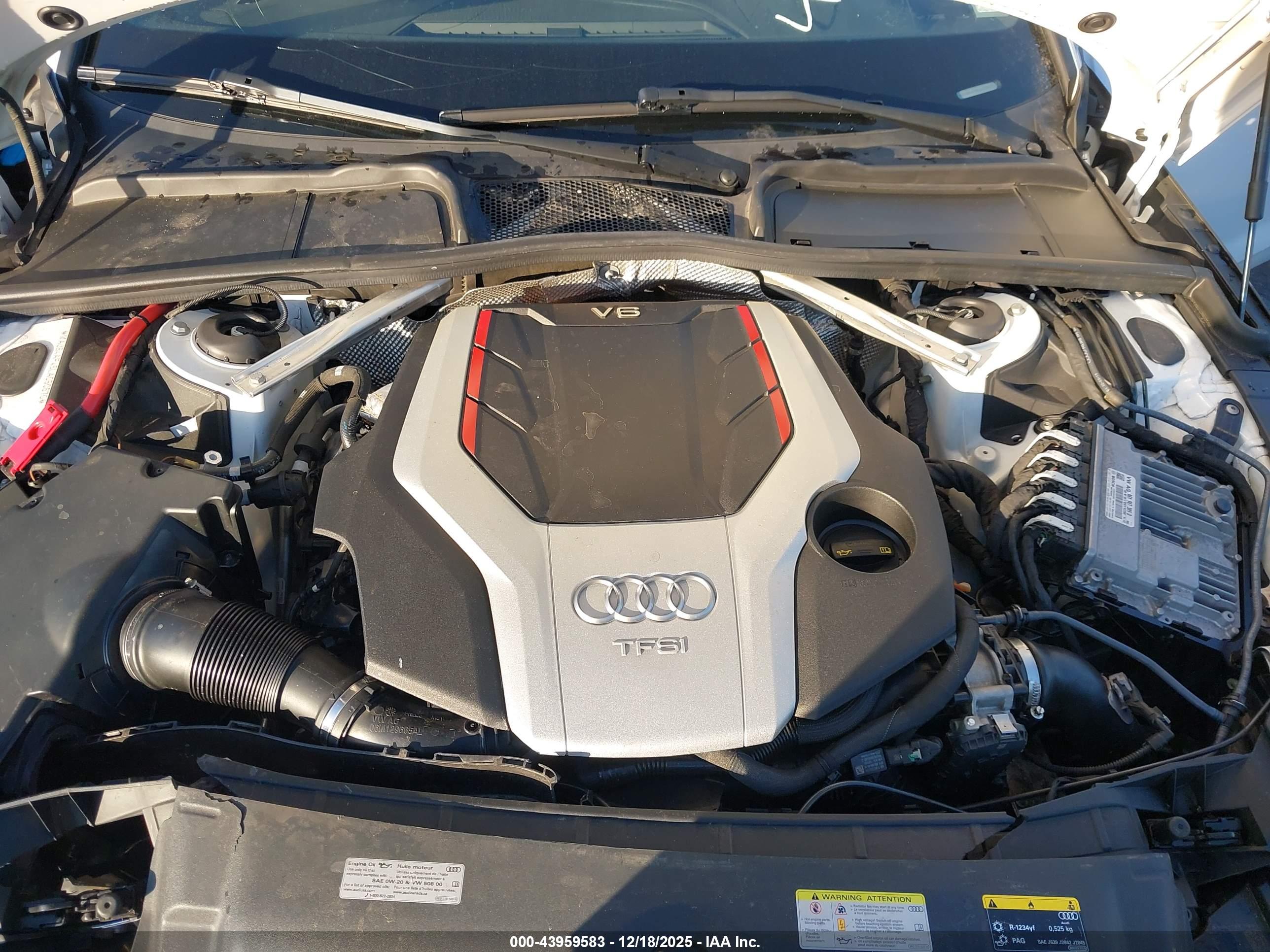 AUDI S4 image 10