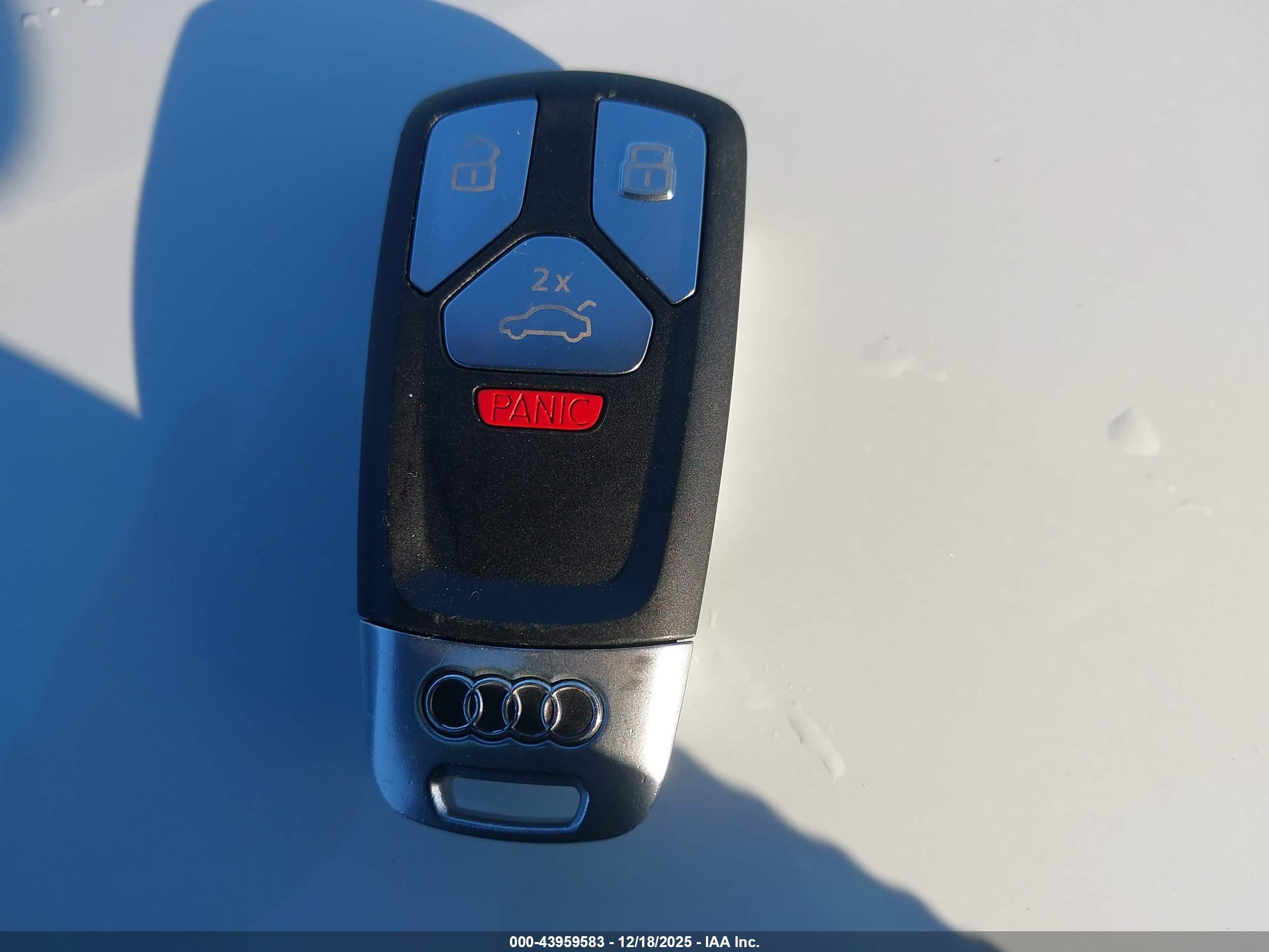 AUDI S4 image 11