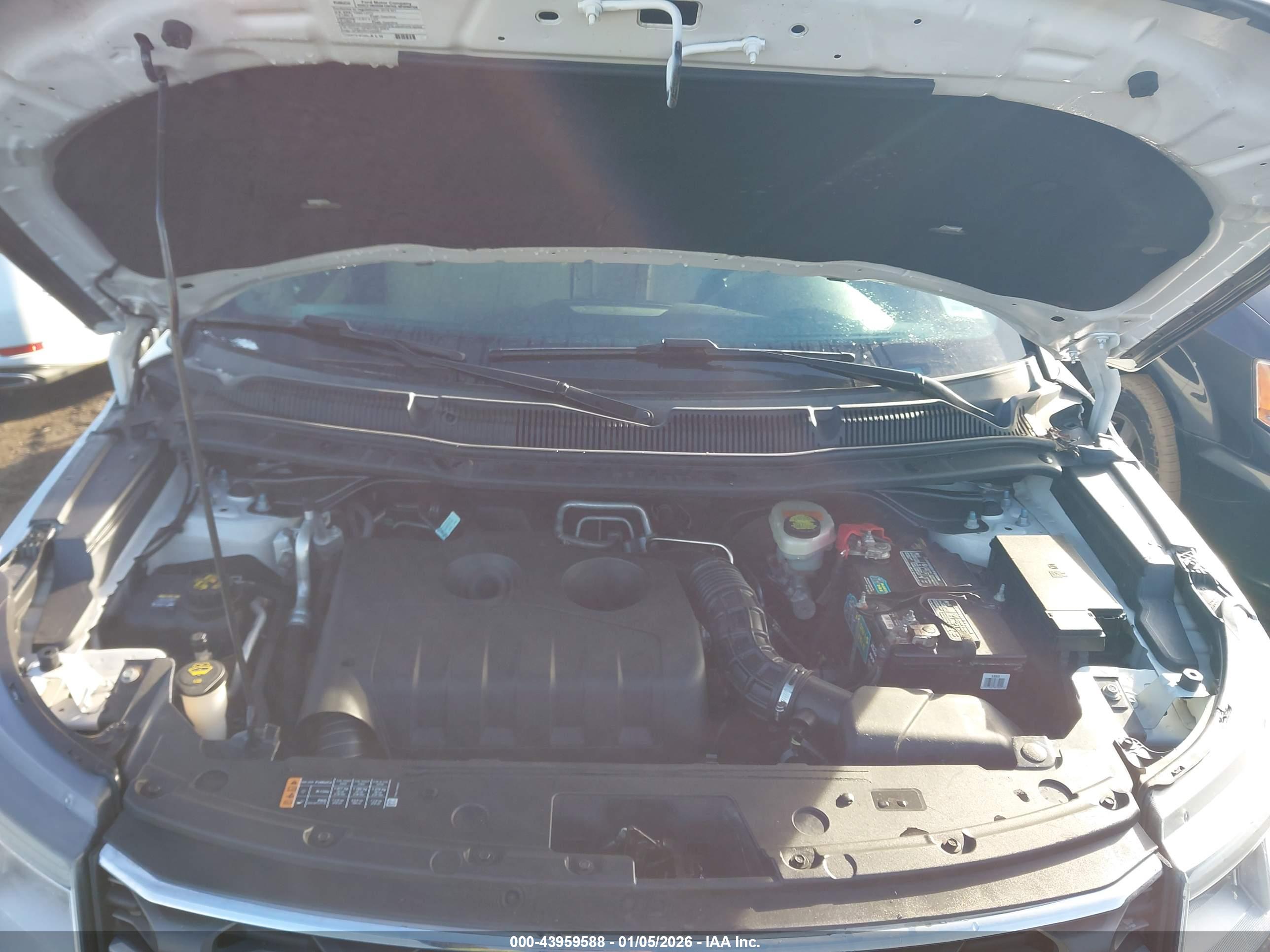 FORD EXPLORER image 10