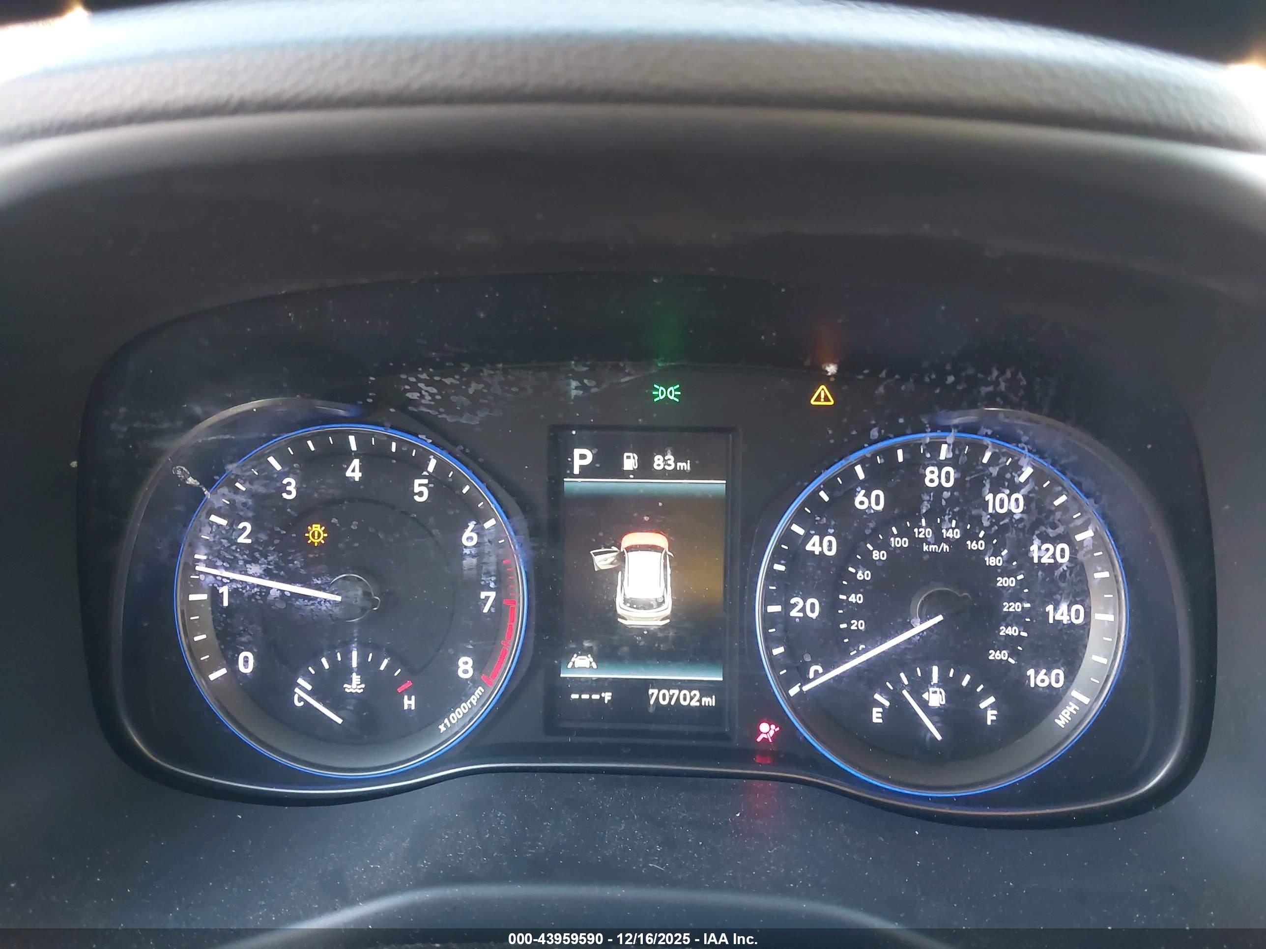 HYUNDAI KONA image 7