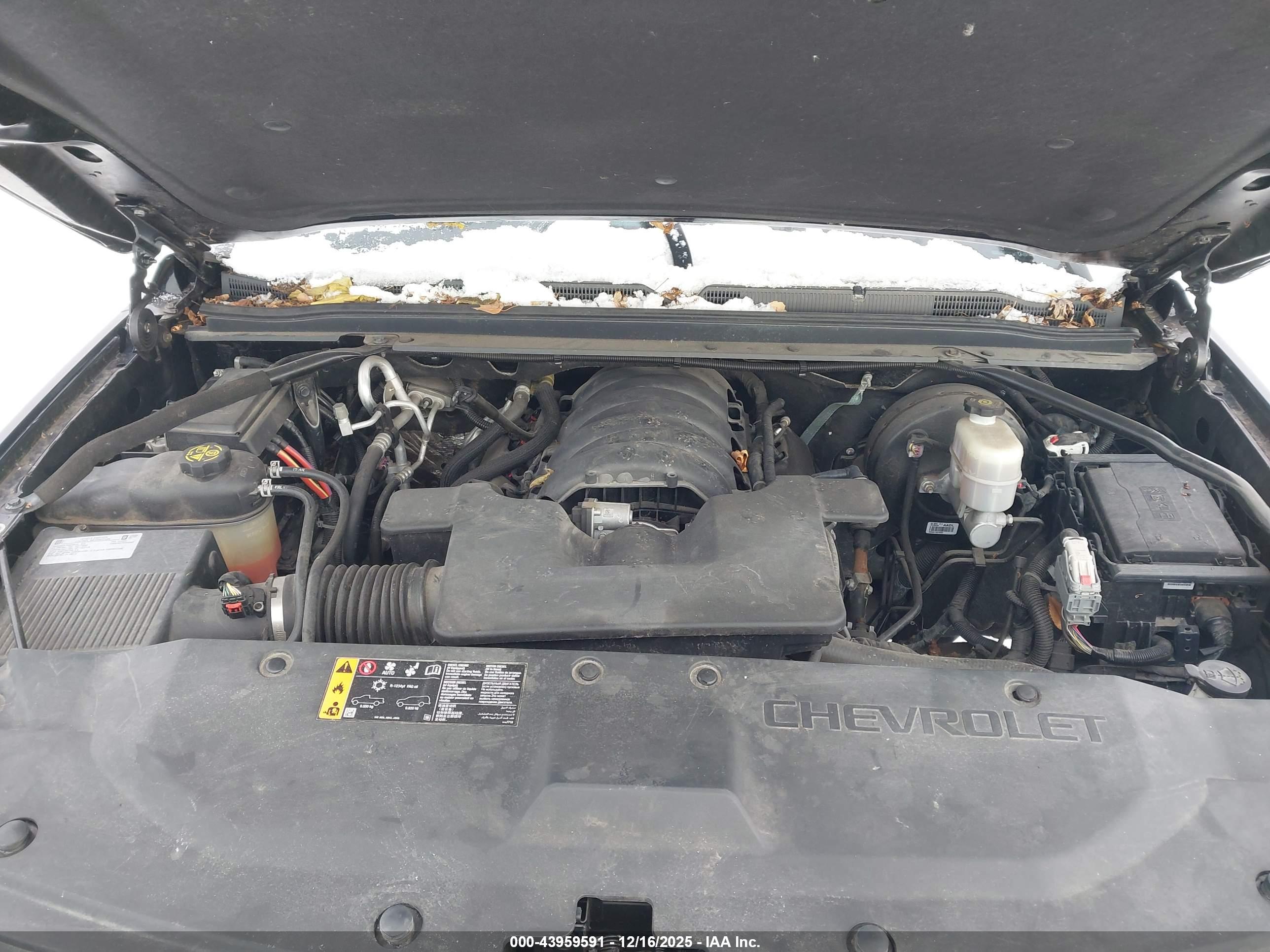 CHEVROLET TAHOE image 10