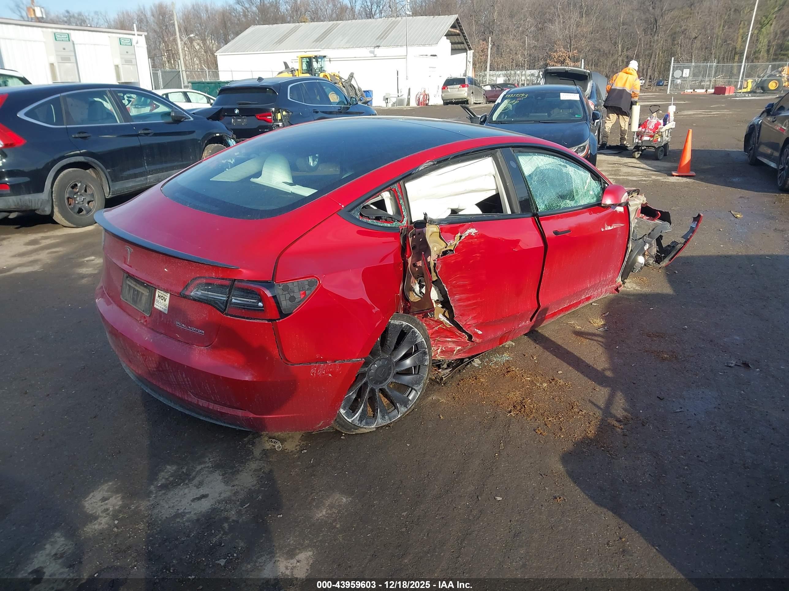 TESLA MODEL image 4