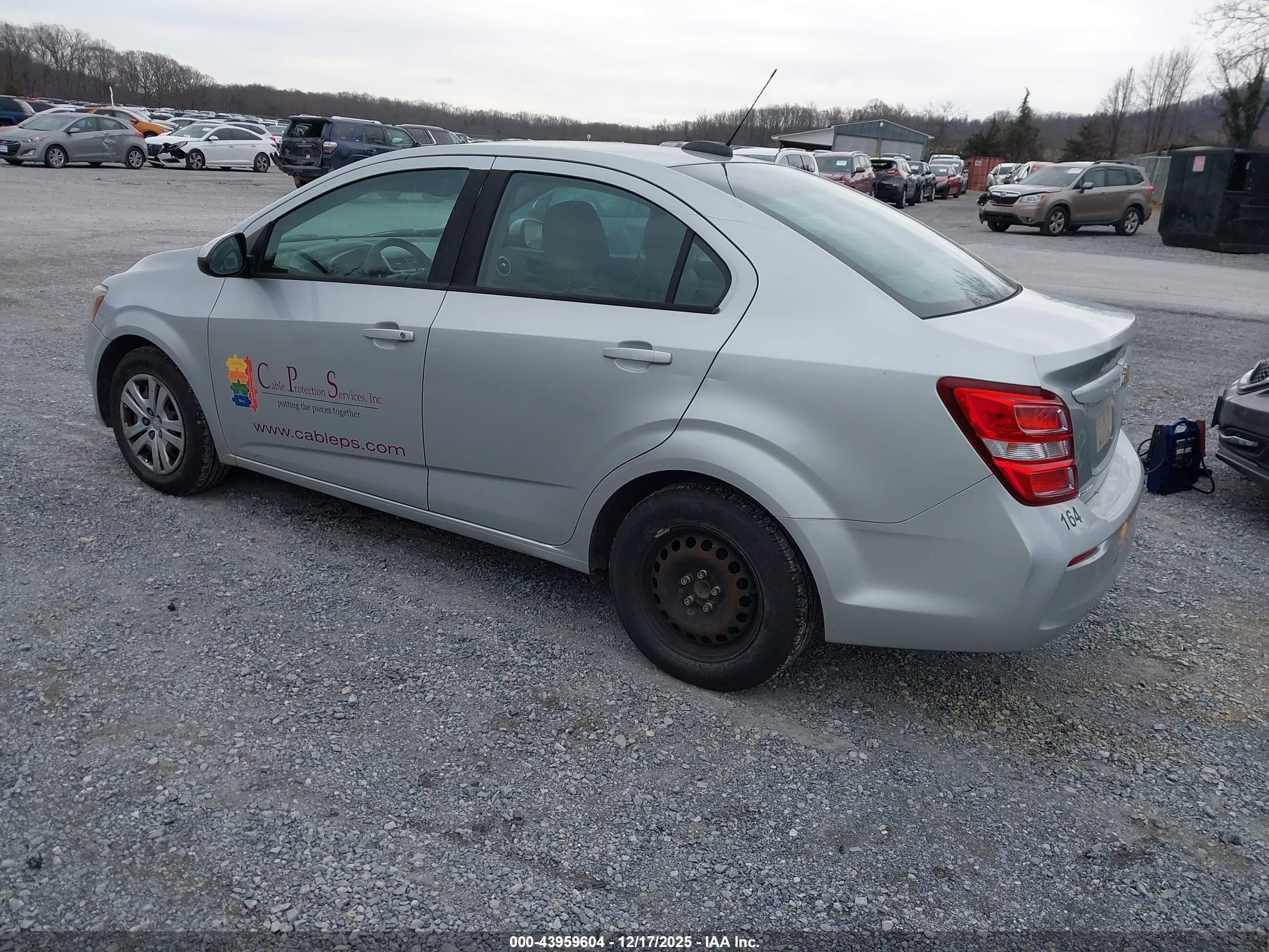 CHEVROLET SONIC image 3