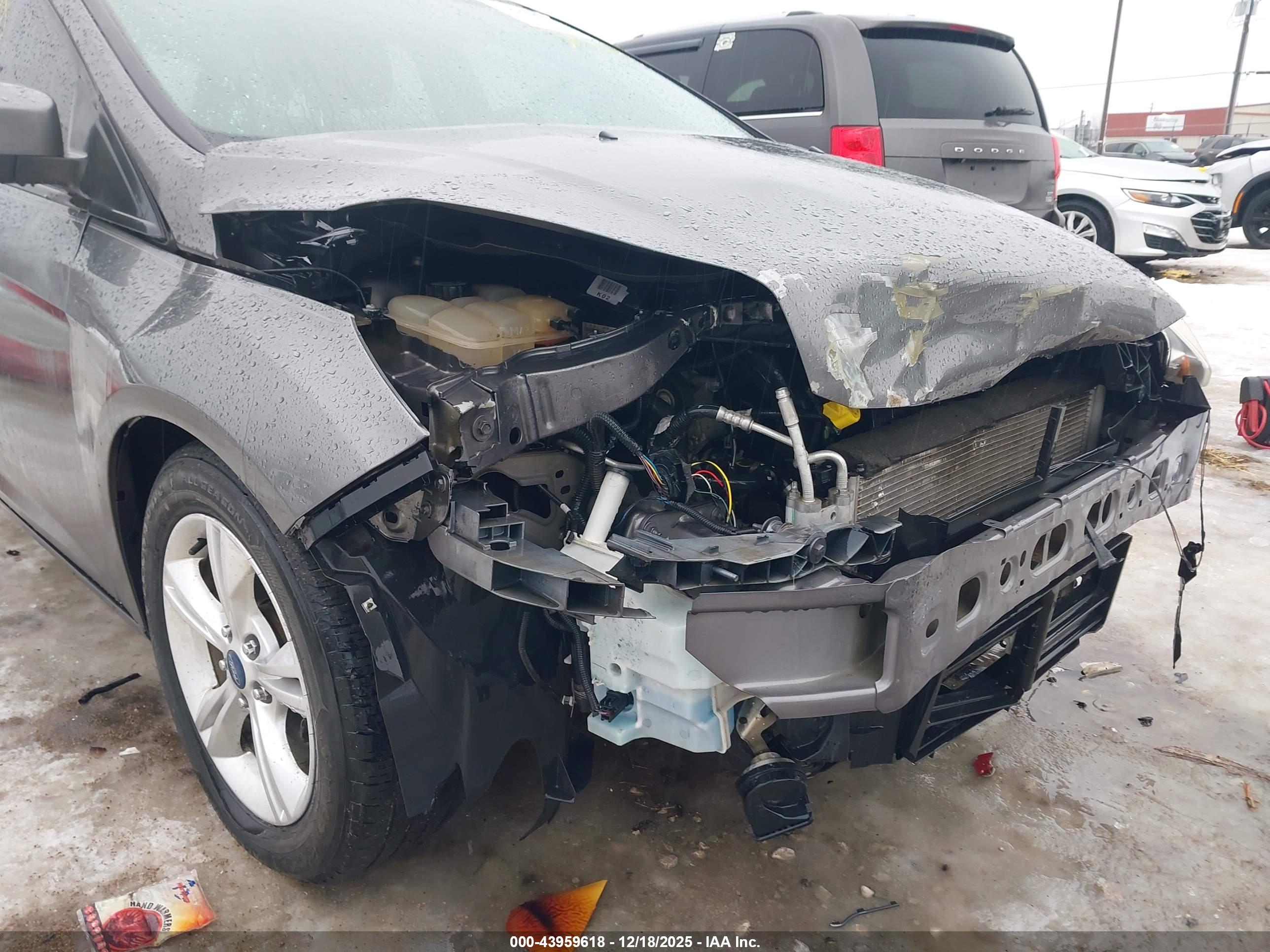 FORD FOCUS image 6