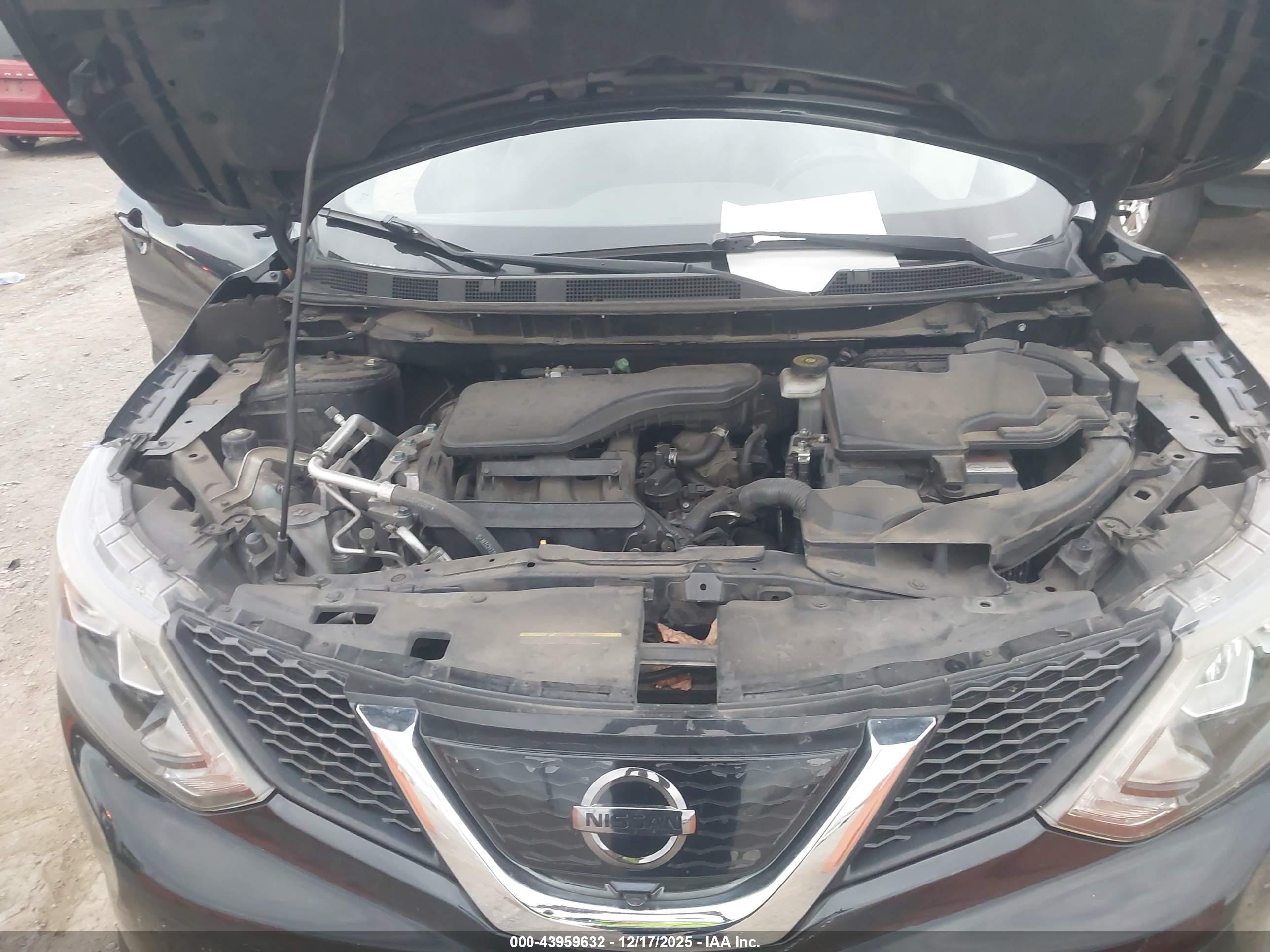 NISSAN ROGUE image 10