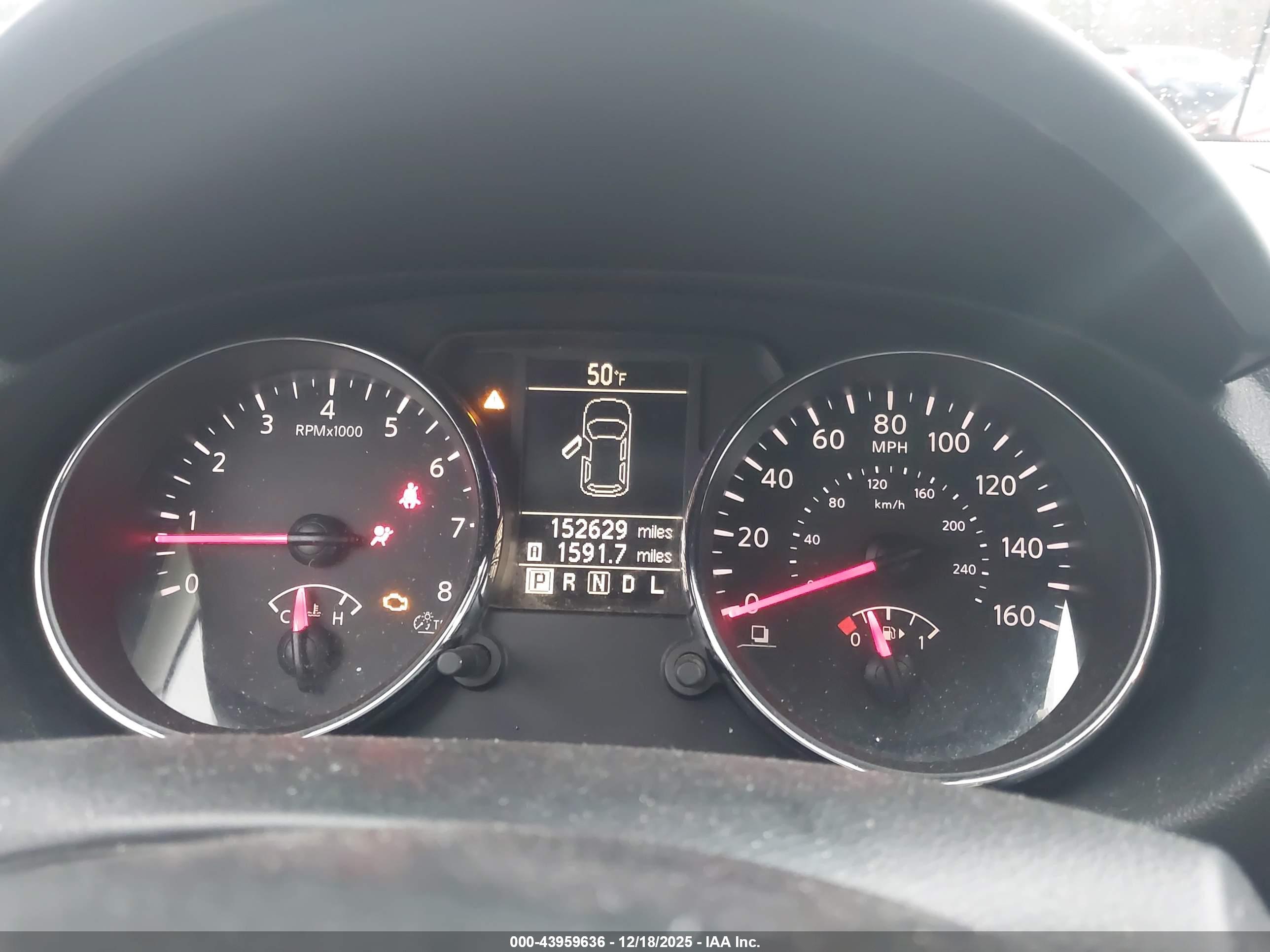 NISSAN ROGUE image 7