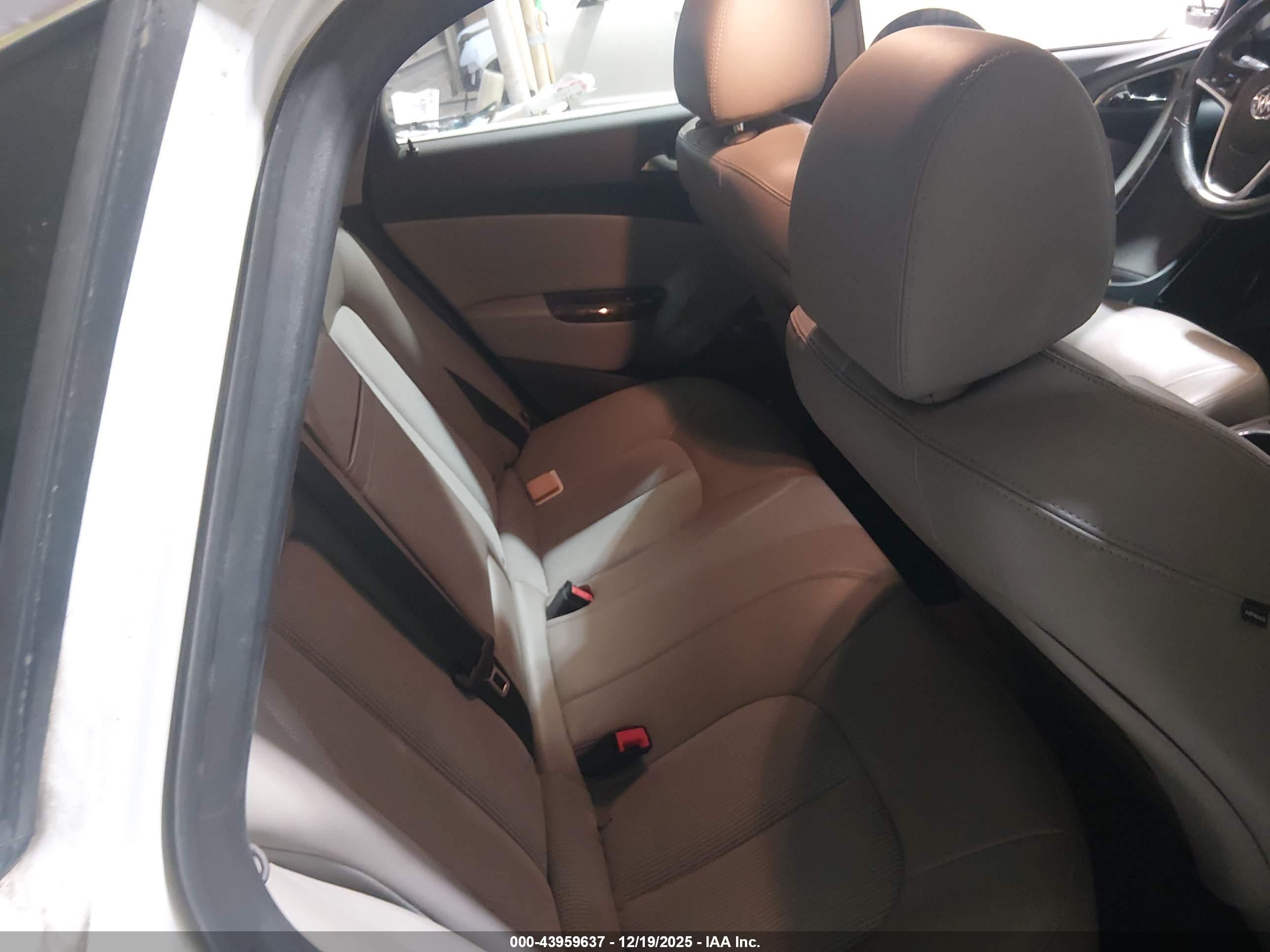BUICK VERANO image 8