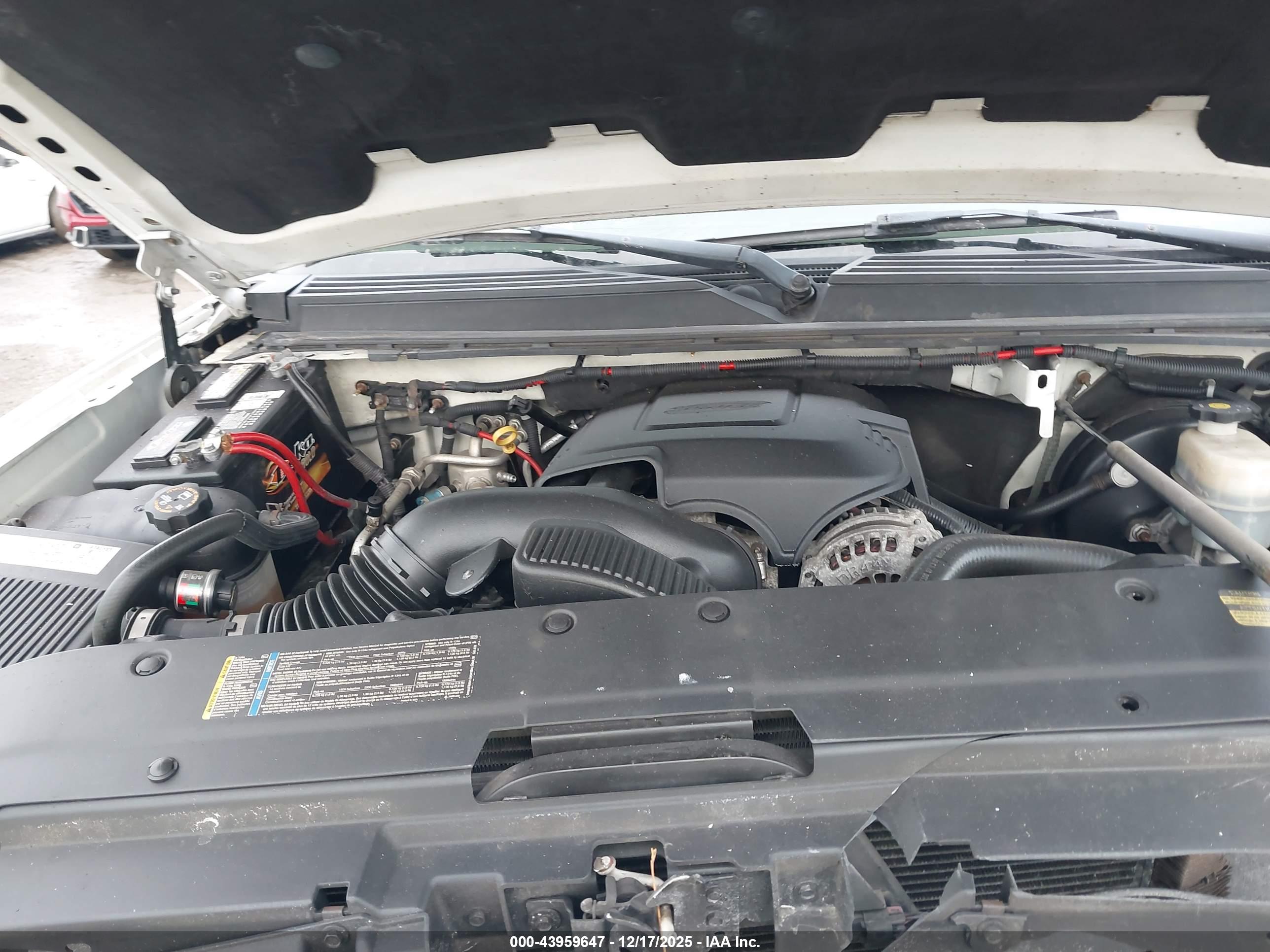 GMC YUKON image 10