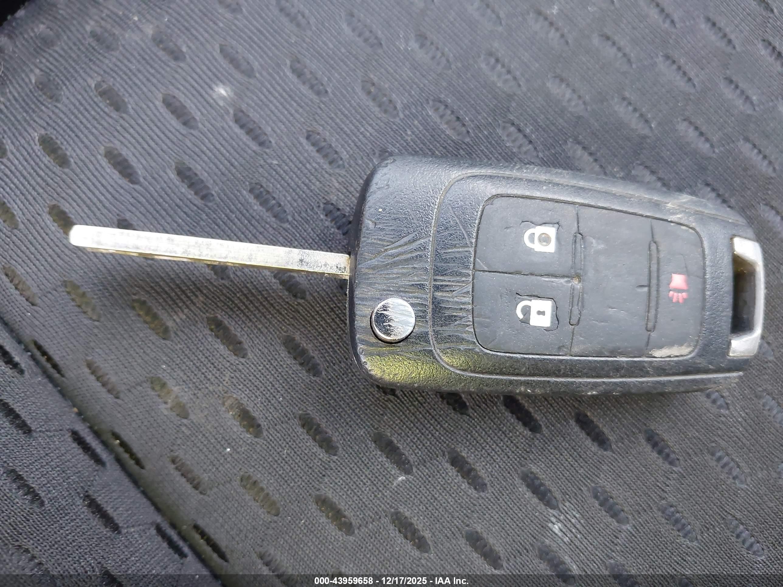 GMC TERRAIN image 11