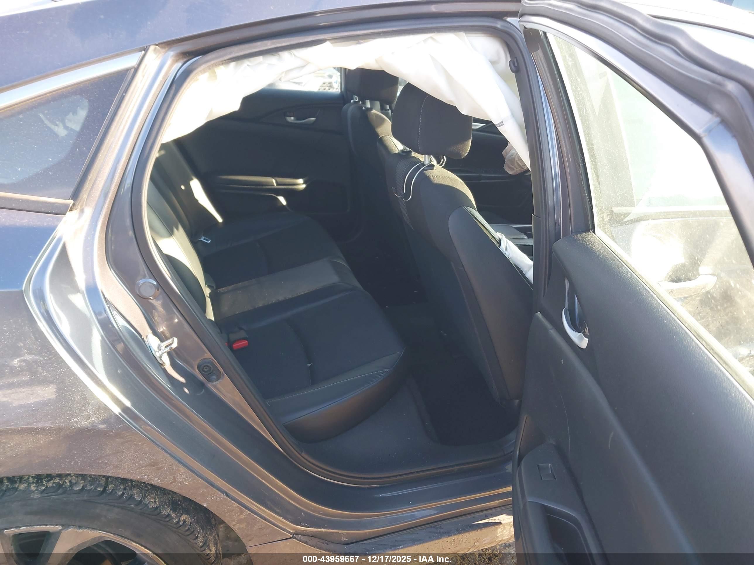 HONDA CIVIC image 8