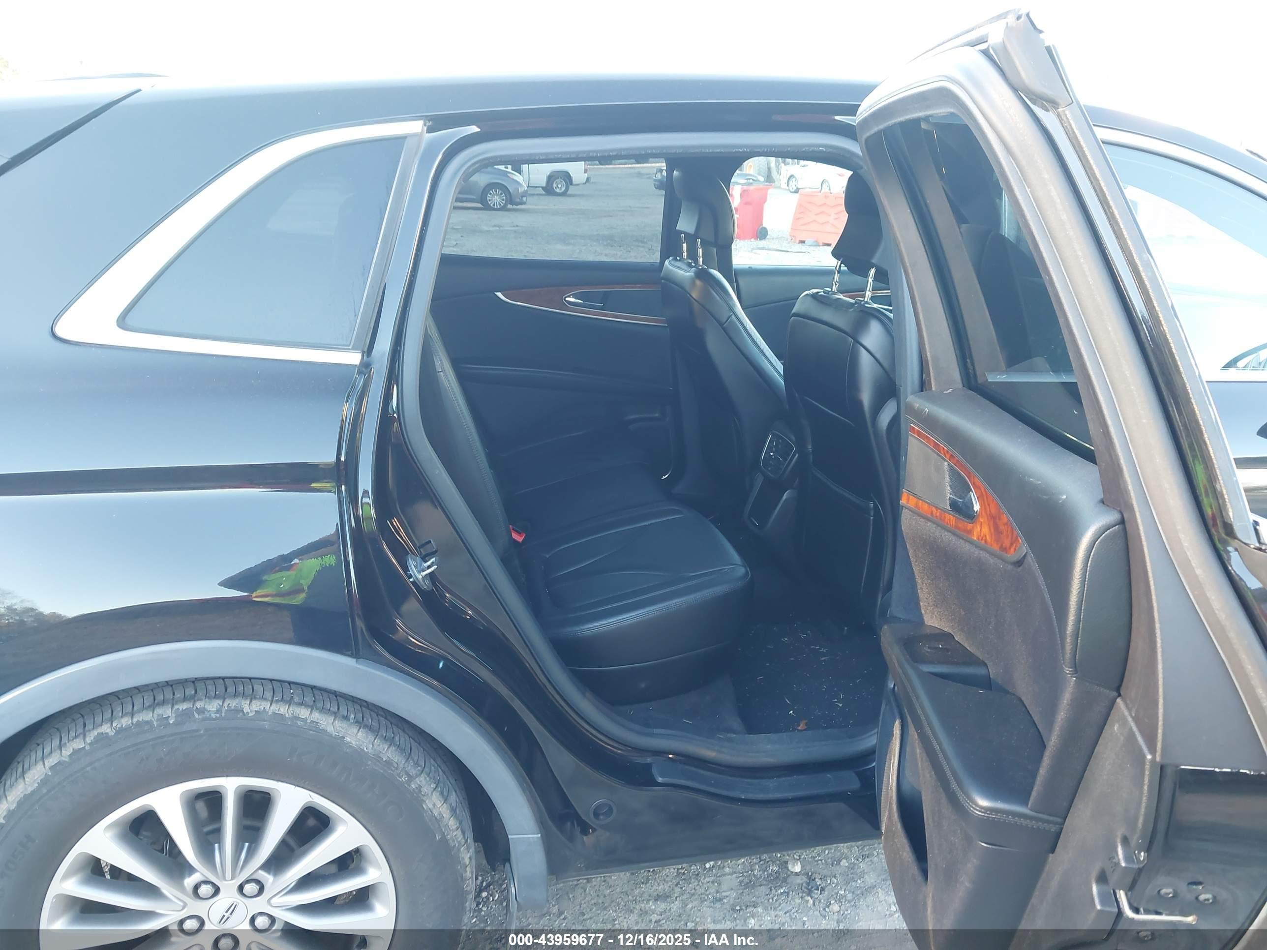 LINCOLN MKX image 8