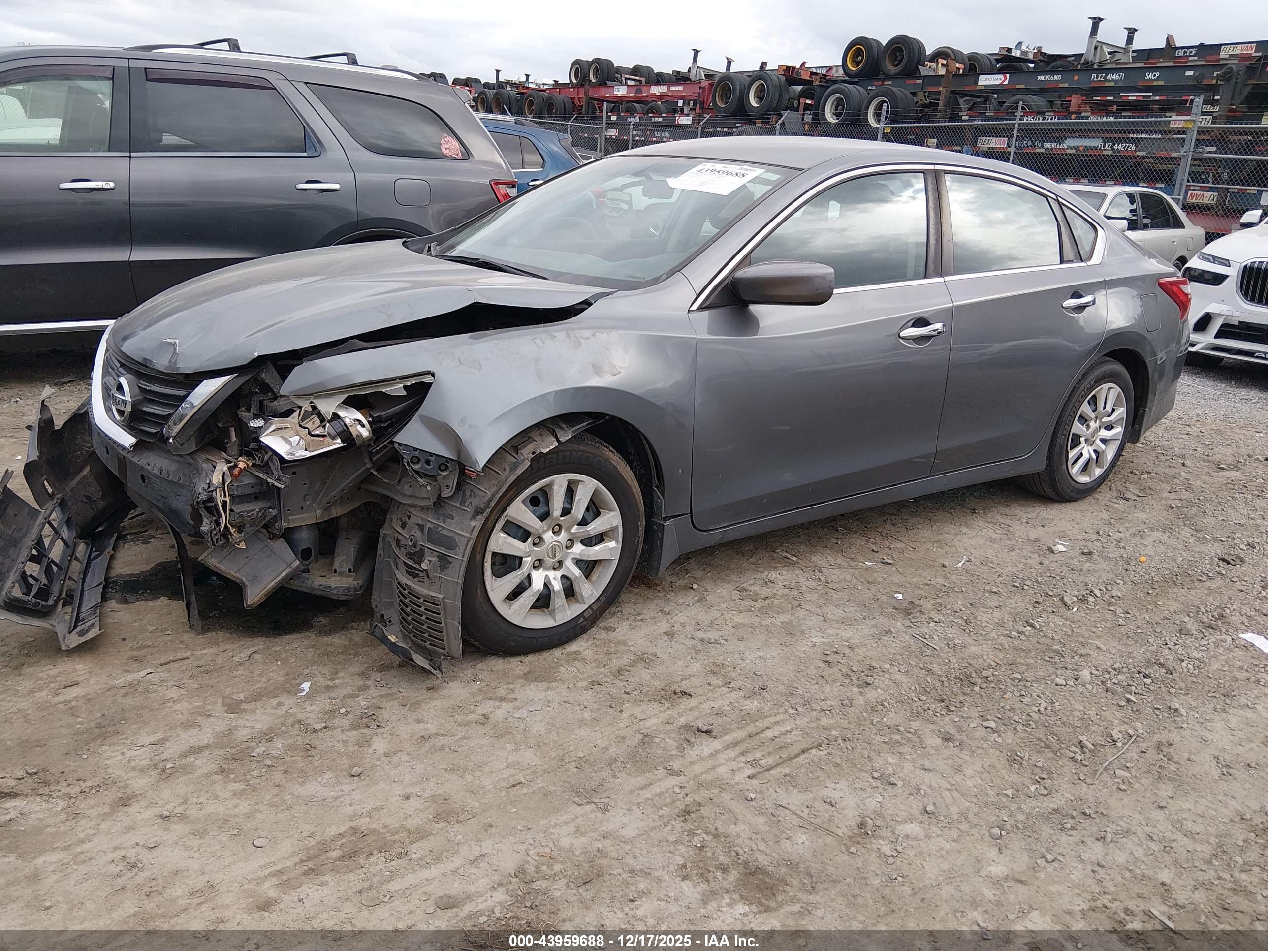 NISSAN ALTIMA image 2
