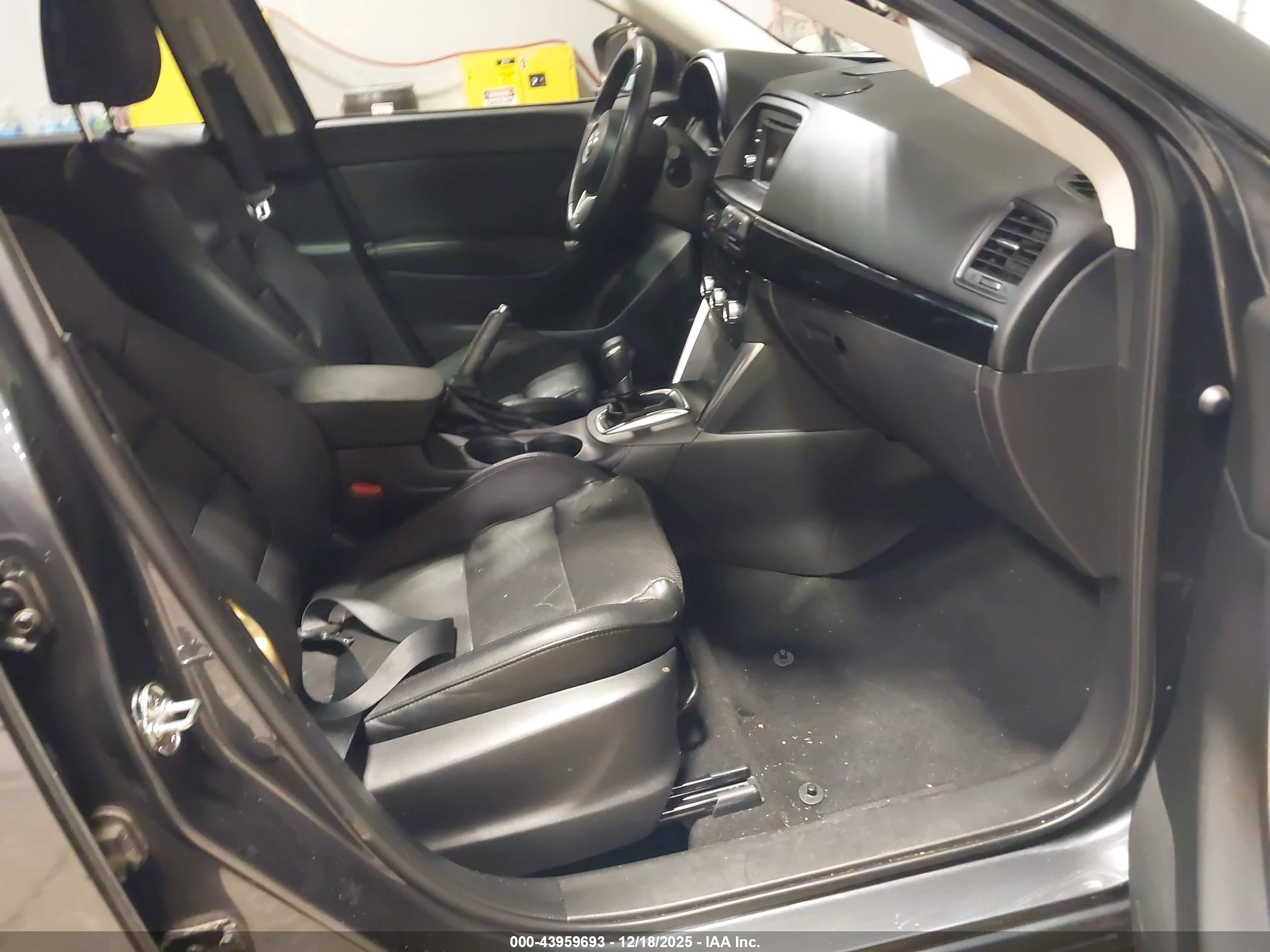 MAZDA CX-5 image 5