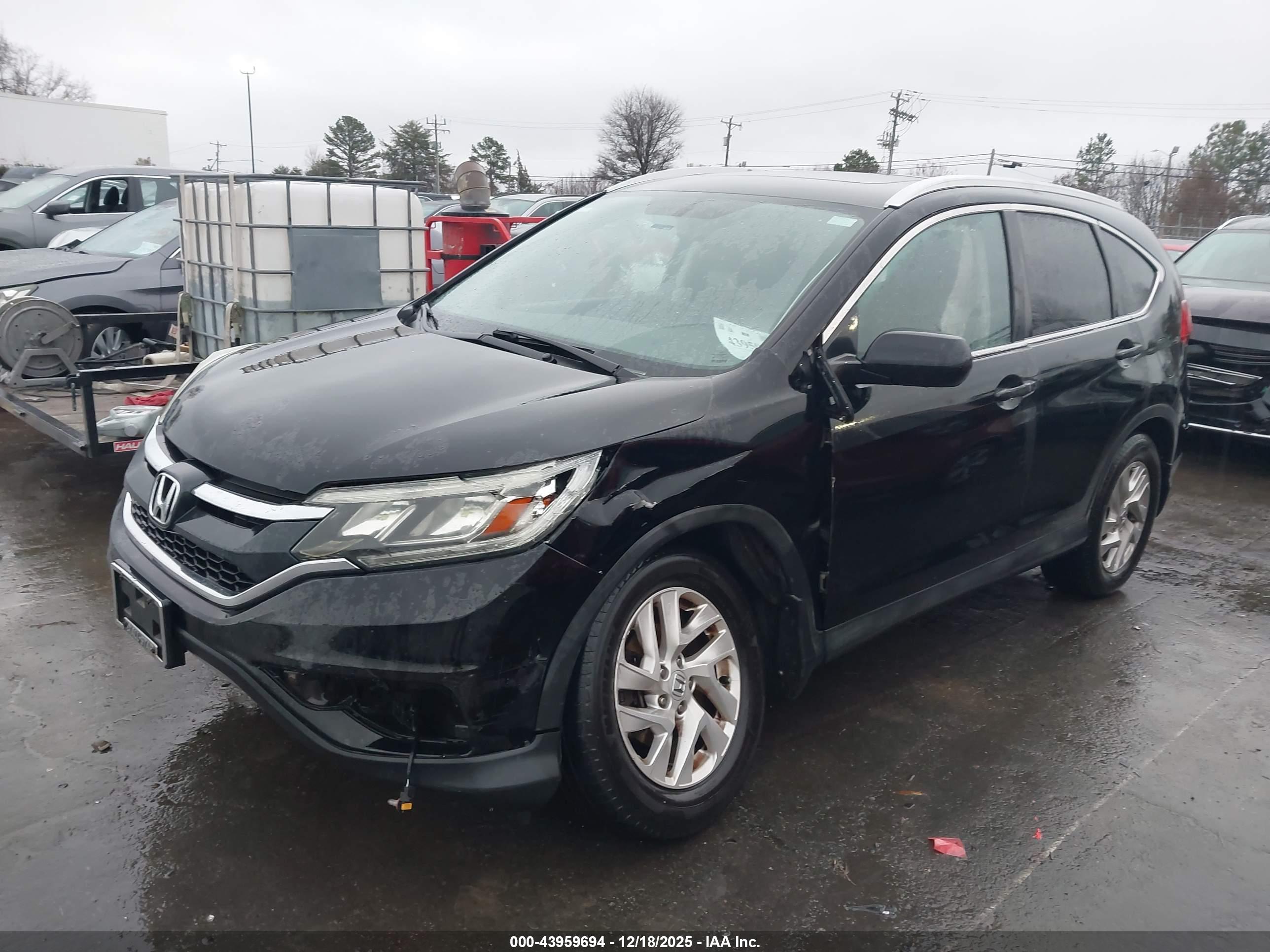 HONDA CR-V image 2