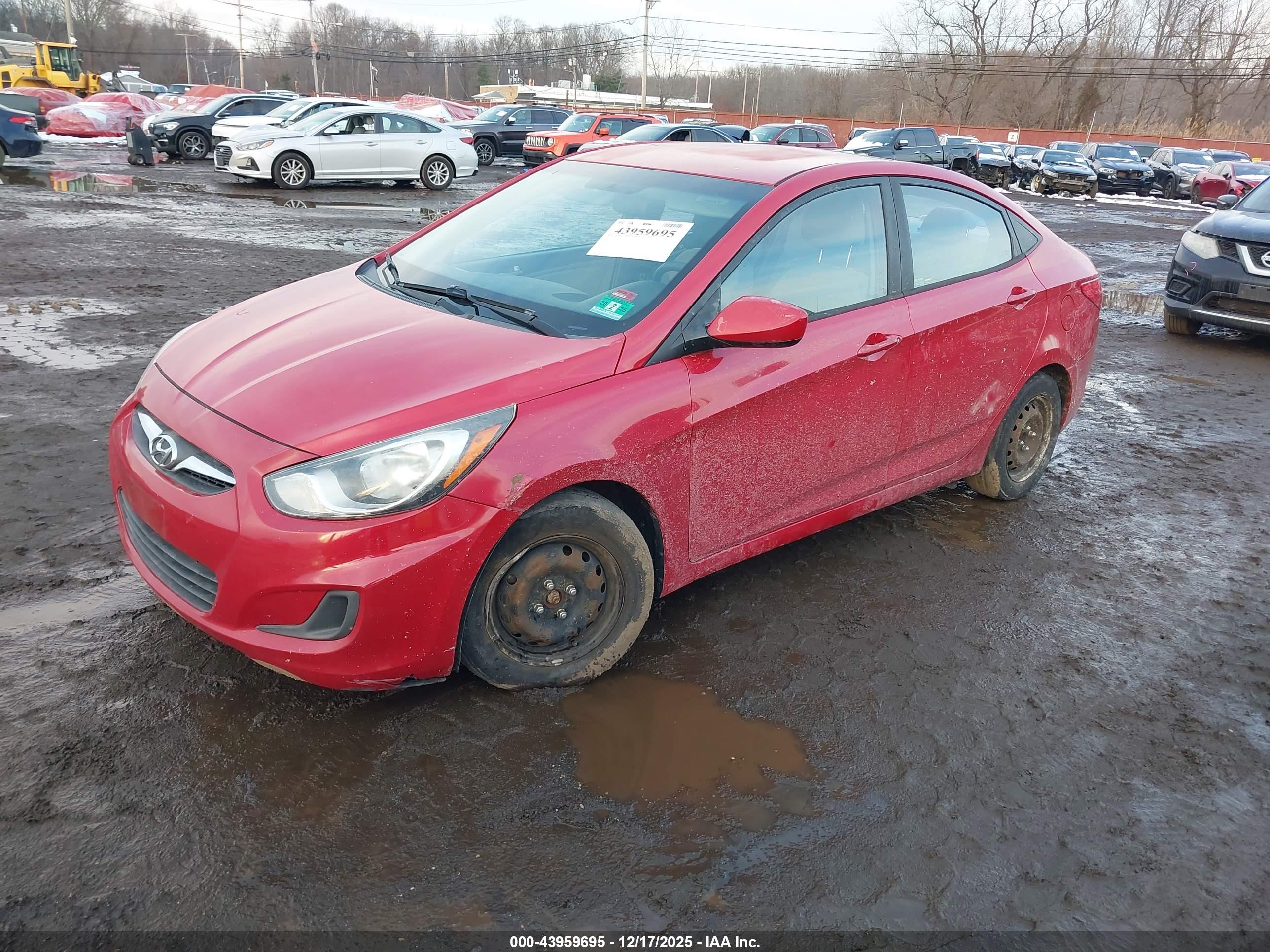 HYUNDAI ACCENT image 2