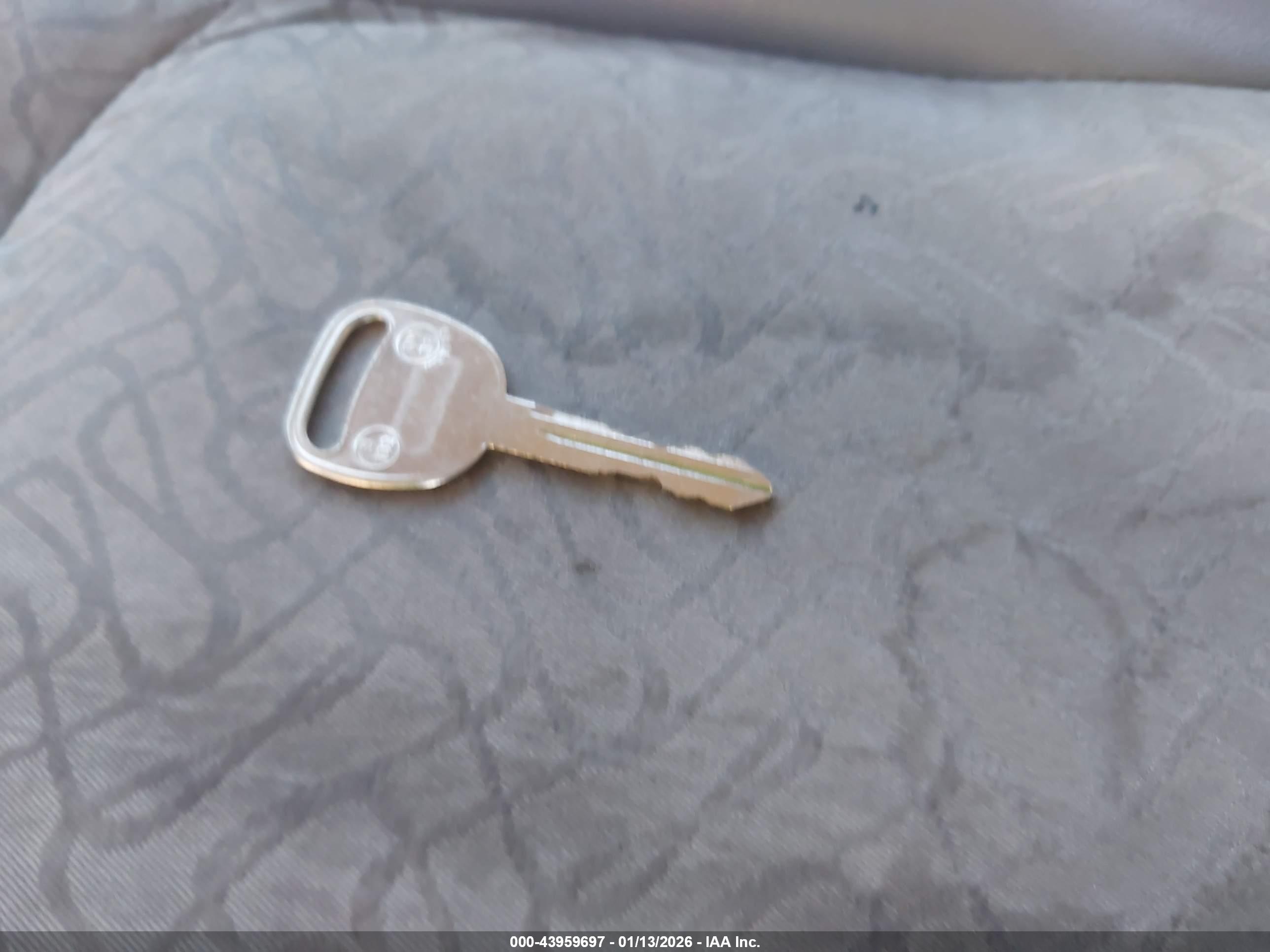 SATURN VUE image 11