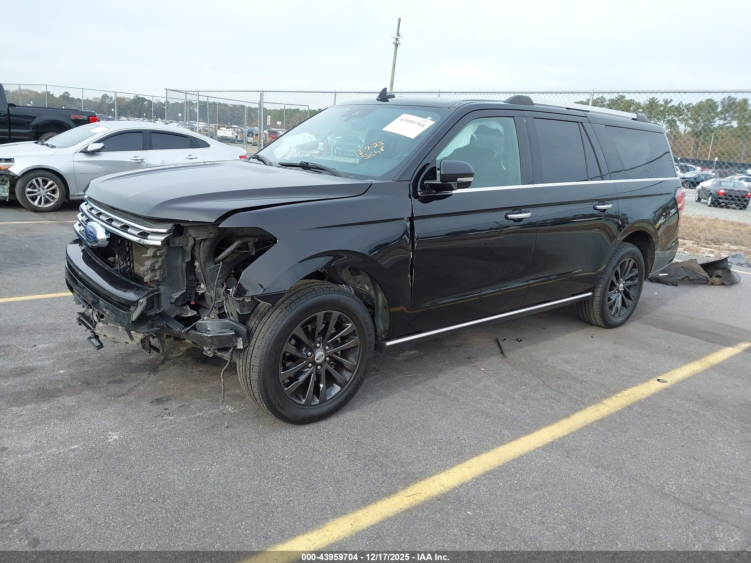 FORD EXPEDITION image 2