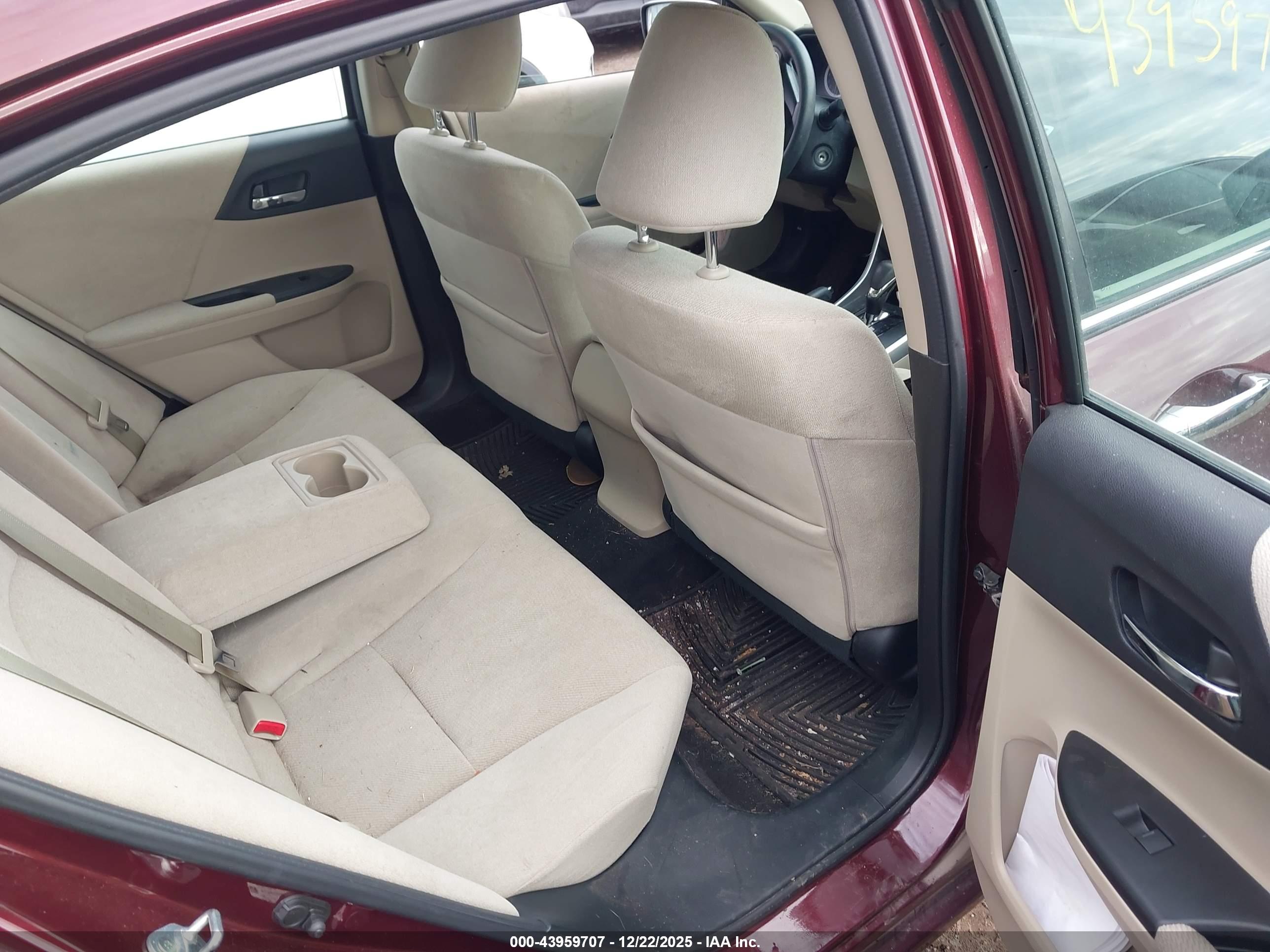 HONDA ACCORD image 8