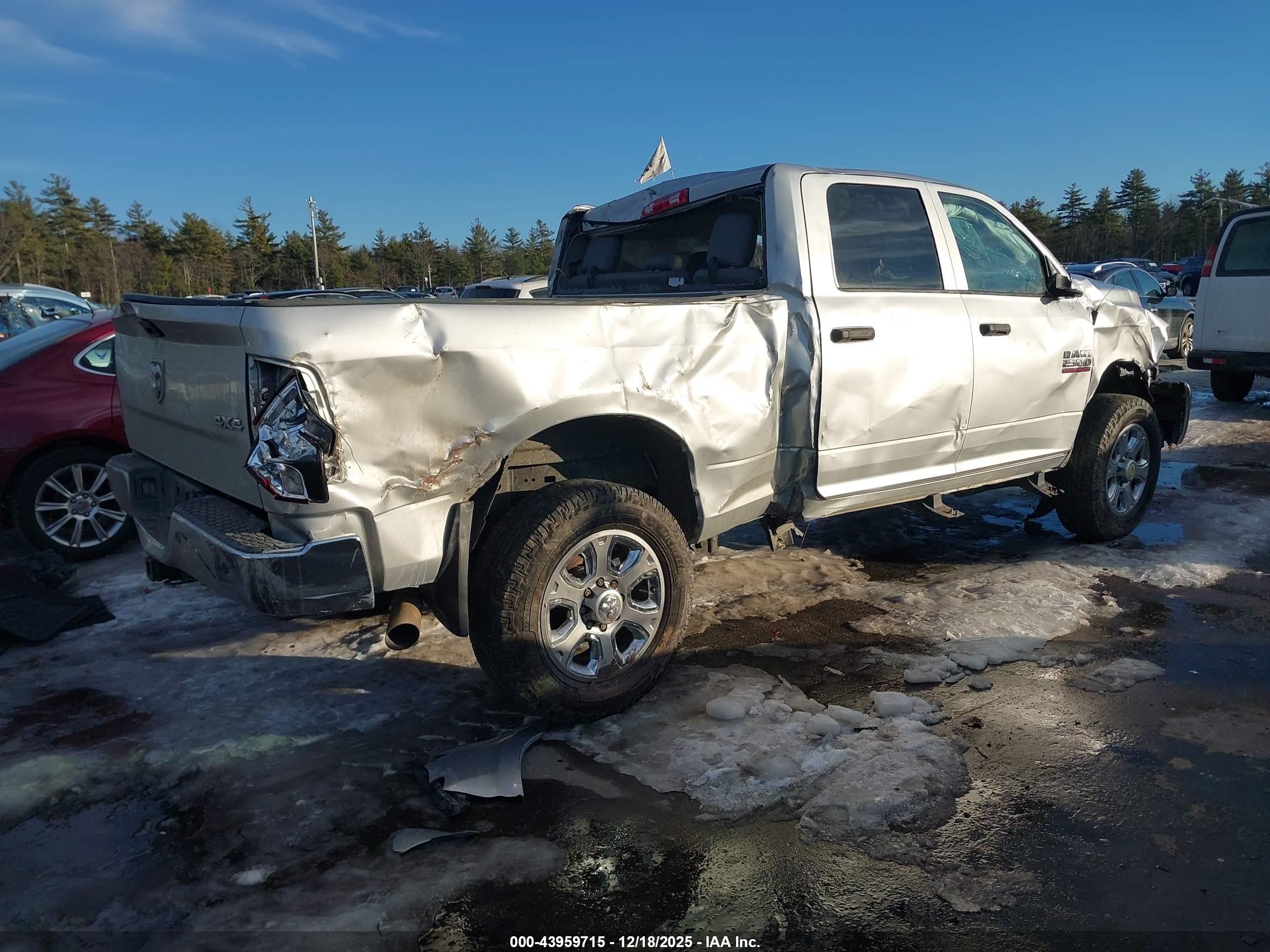 RAM 2500 image 4