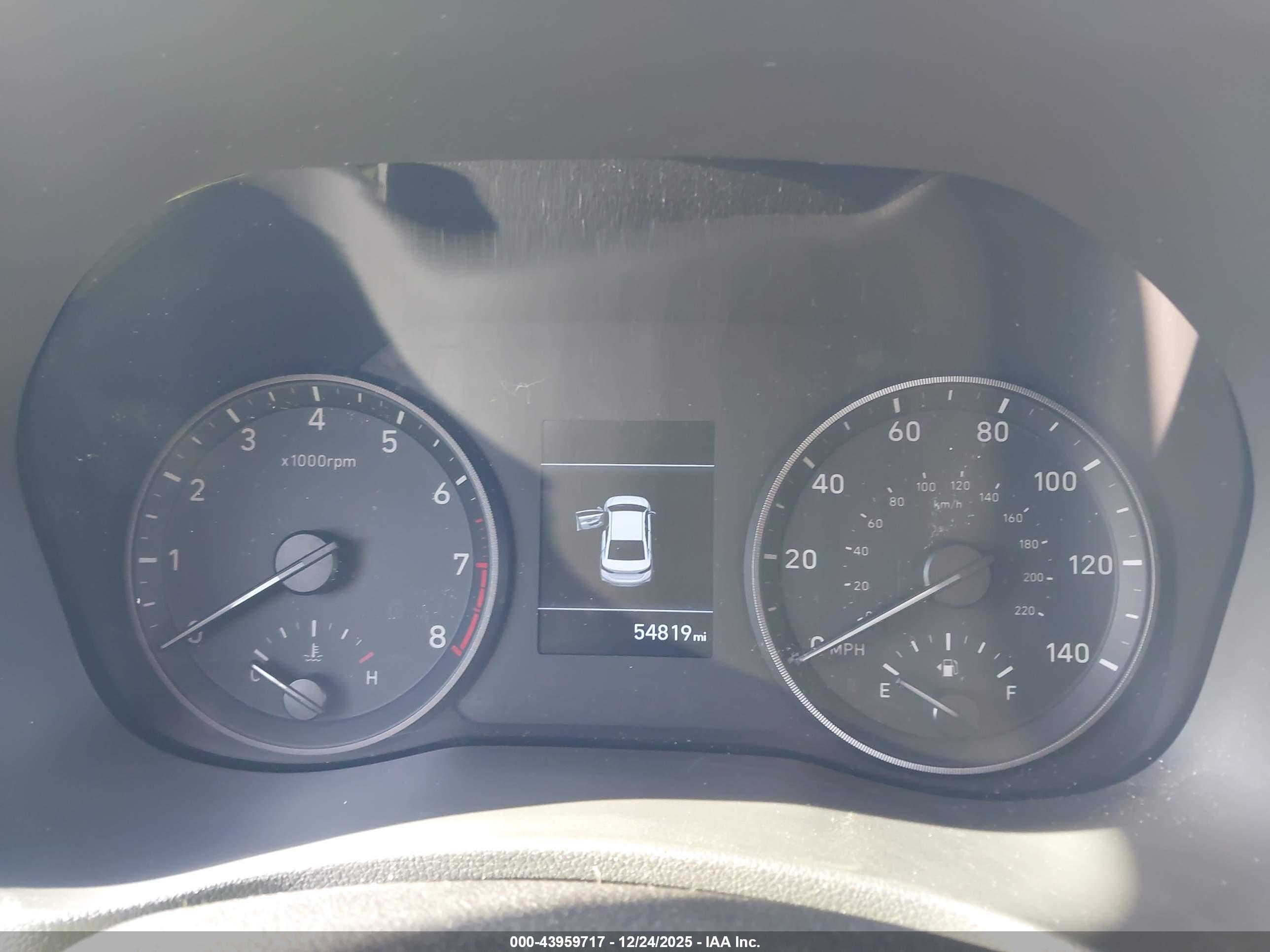HYUNDAI ACCENT image 7