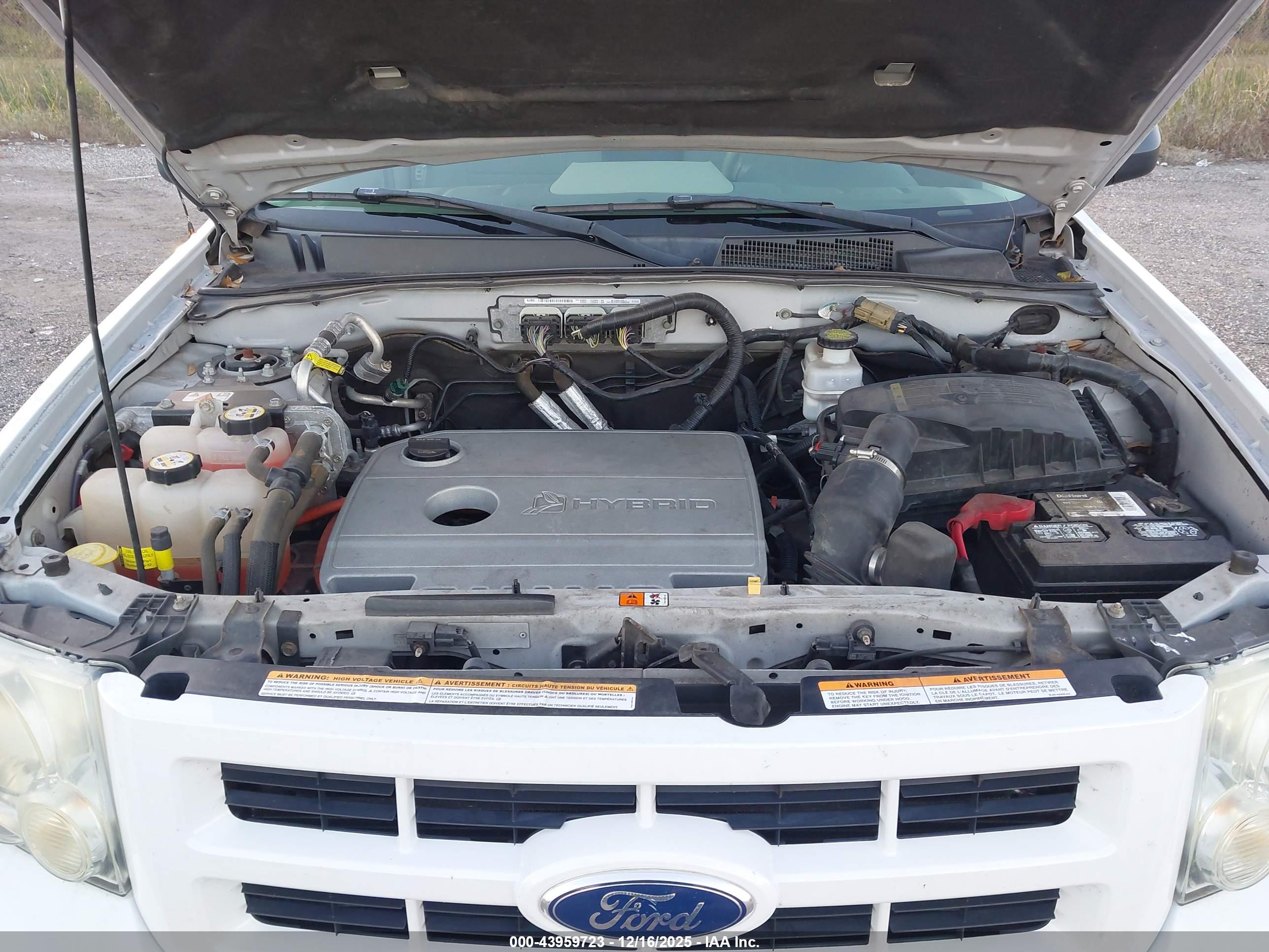FORD ESCAPE image 10