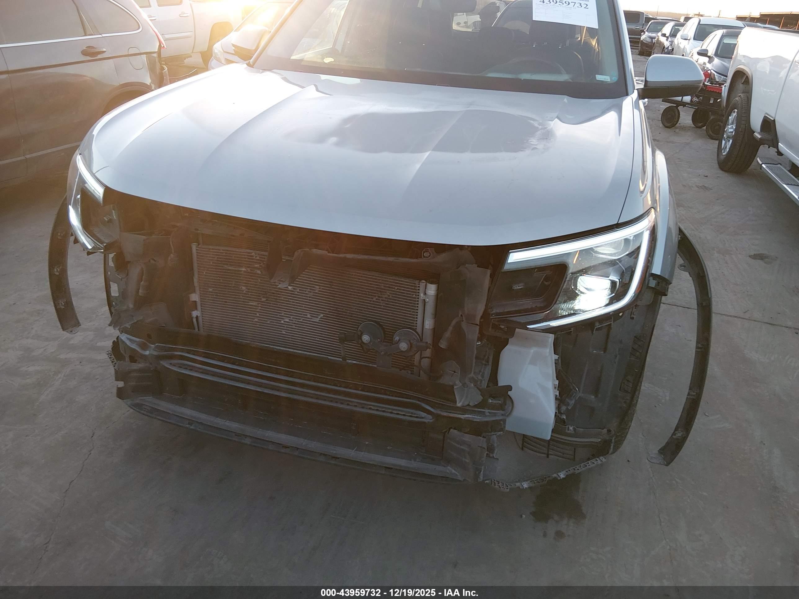 VOLKSWAGEN ATLAS image 6