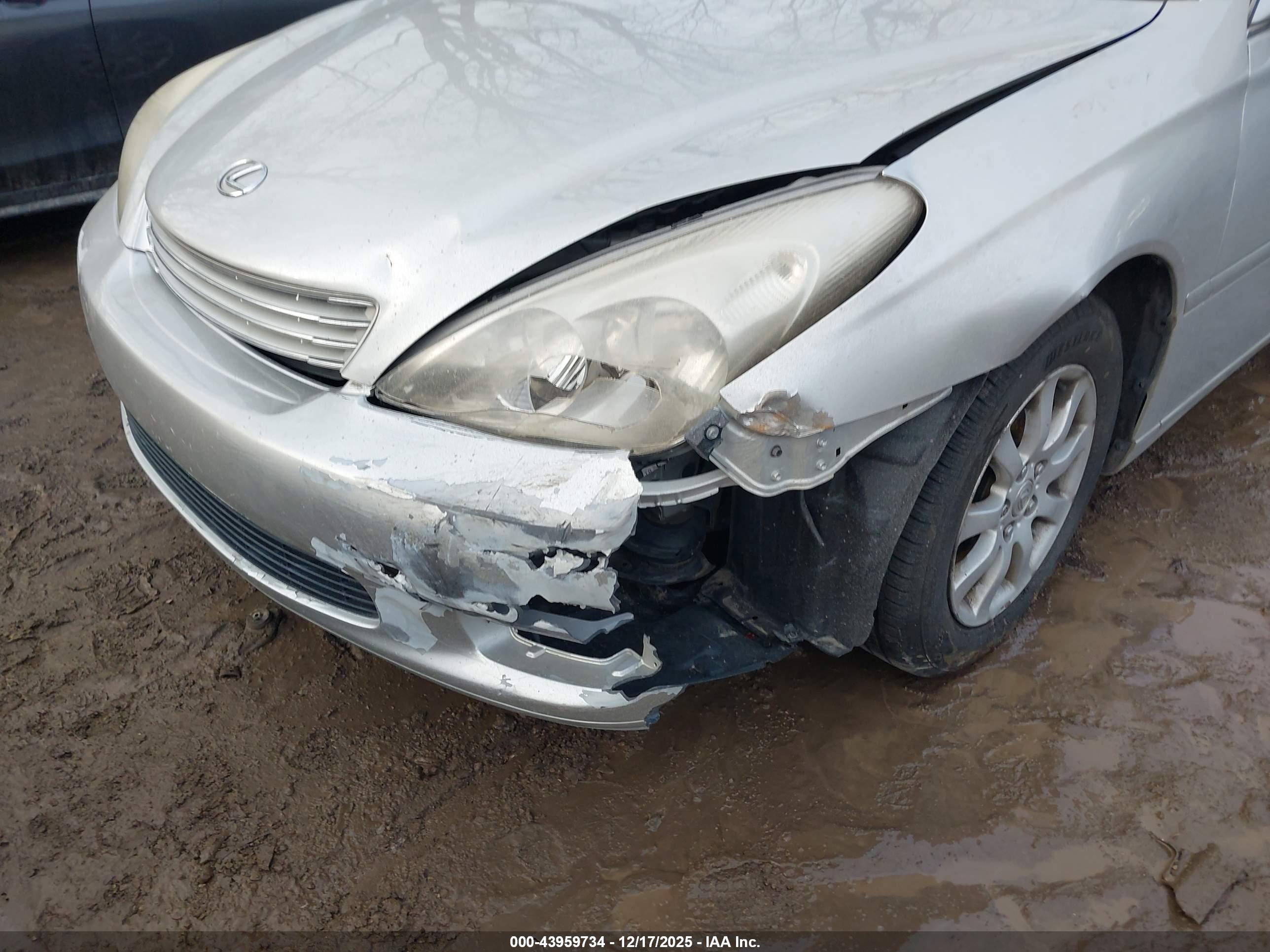 LEXUS ES image 6