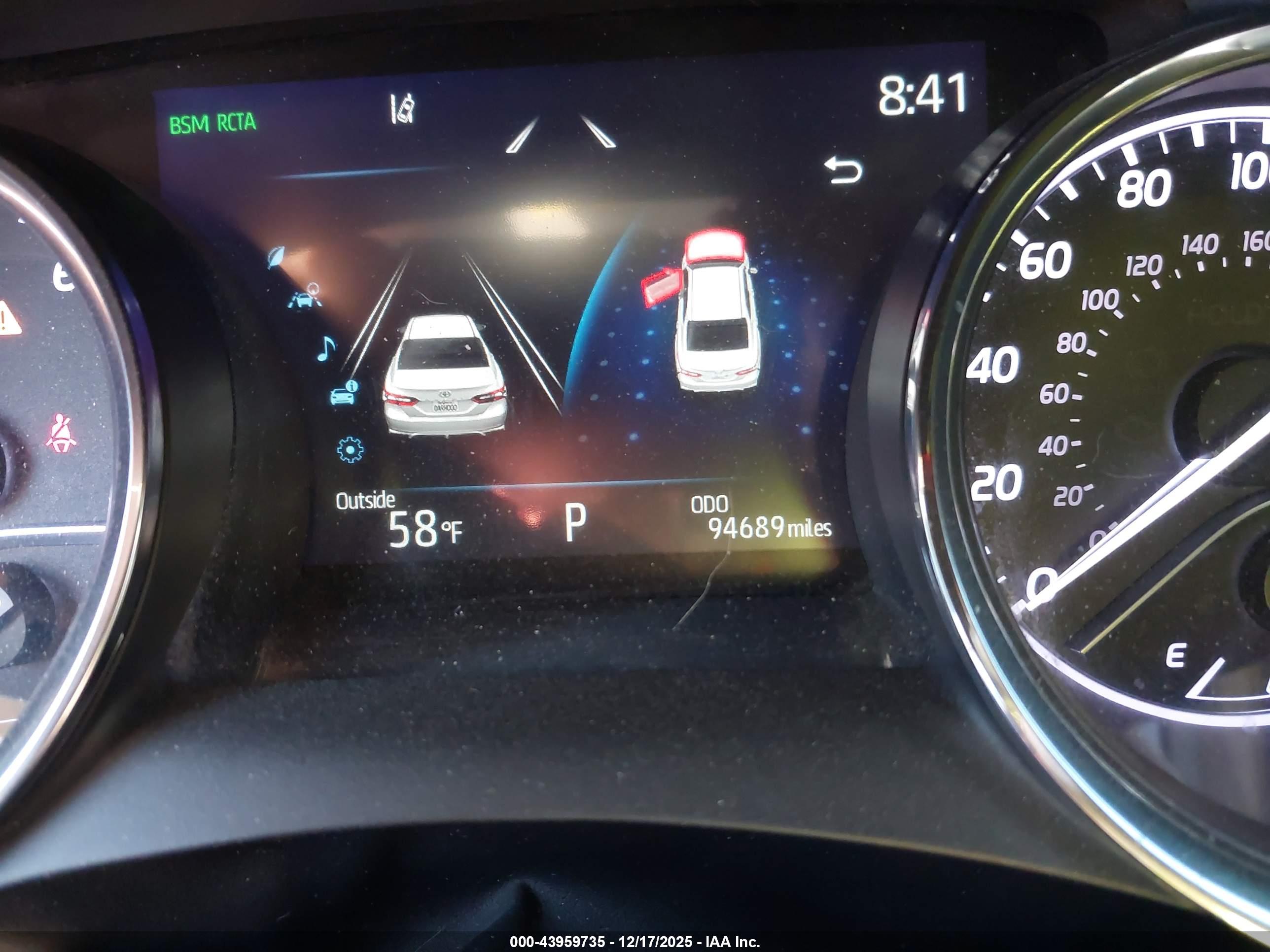 TOYOTA CAMRY image 7