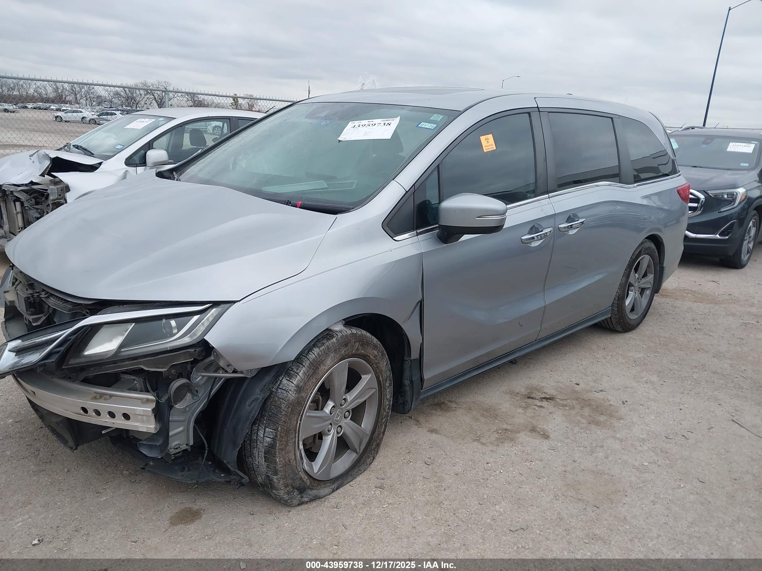 HONDA ODYSSEY image 2