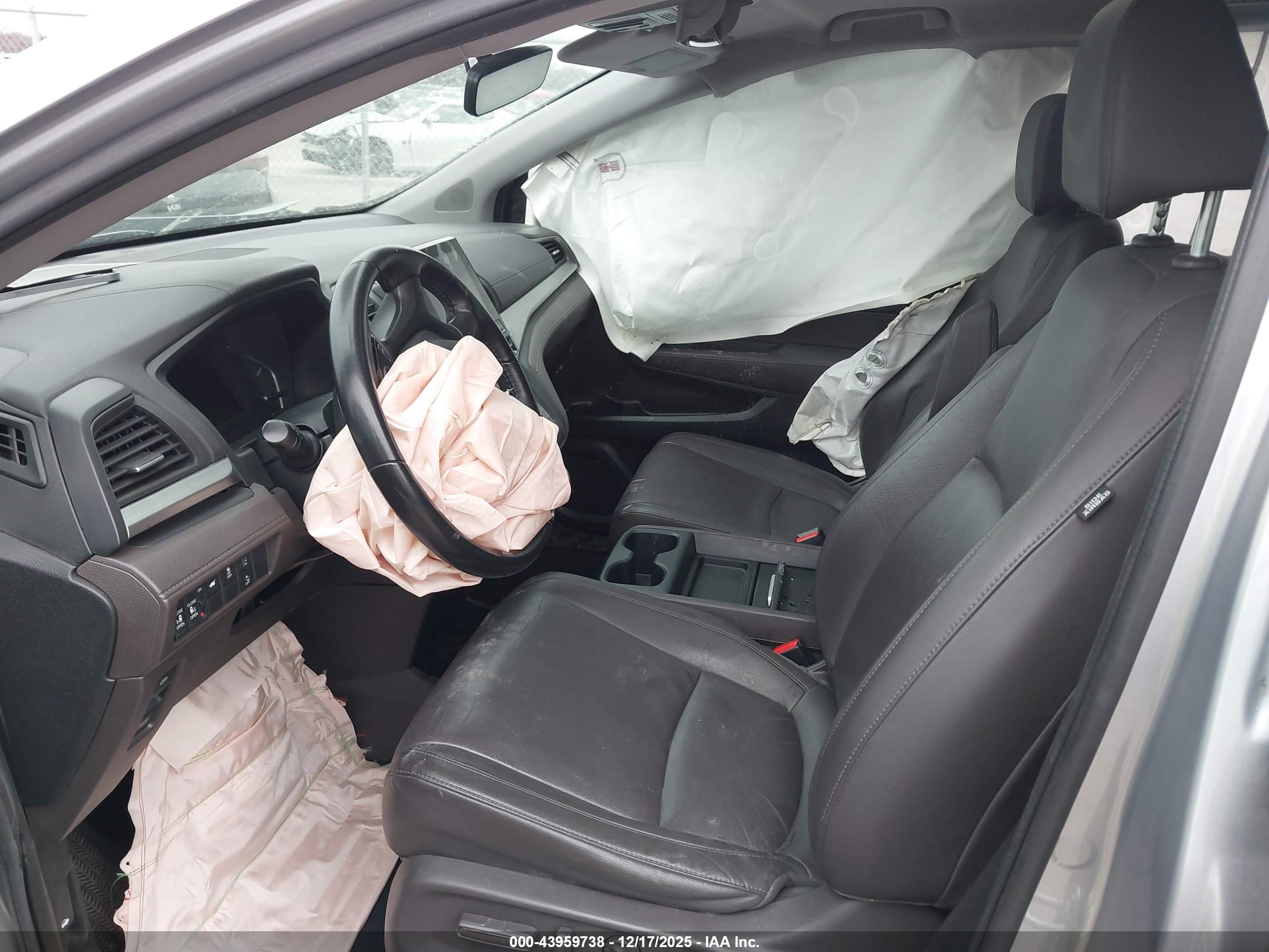 HONDA ODYSSEY image 5