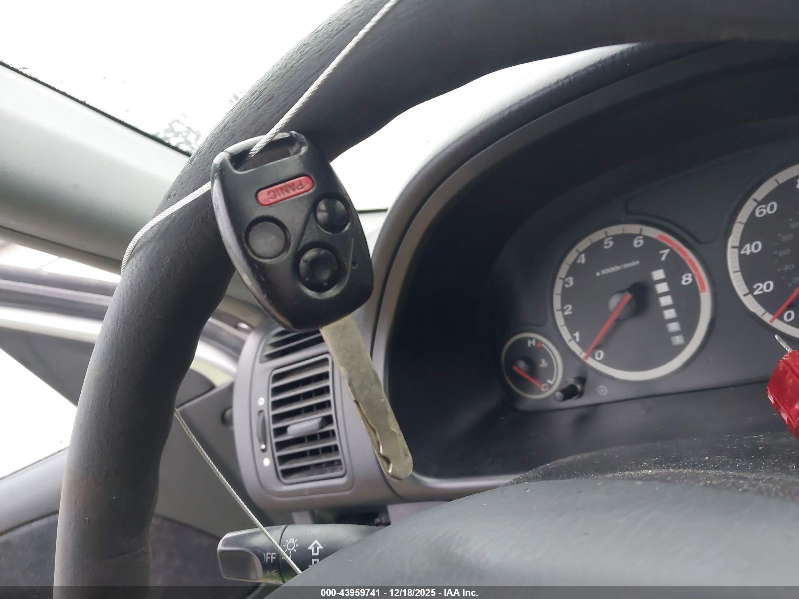 HONDA CR-V image 11