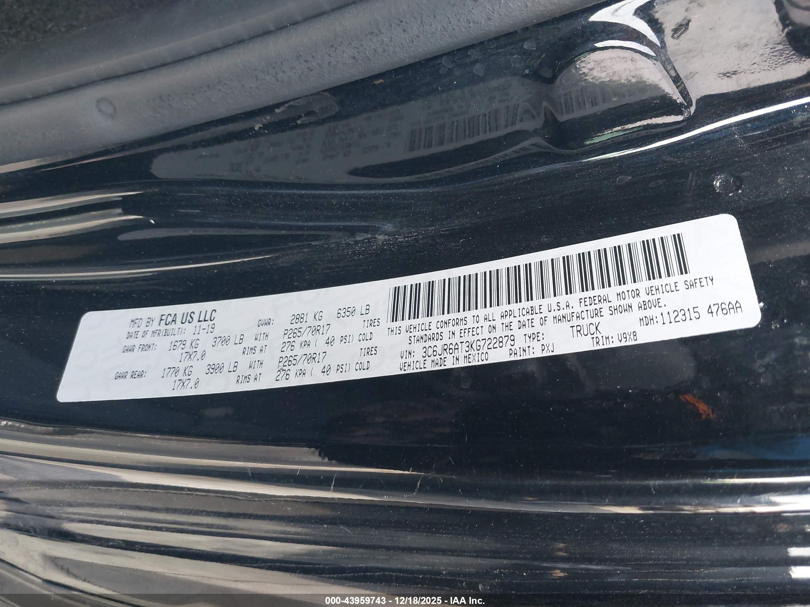 RAM 1500 image 9