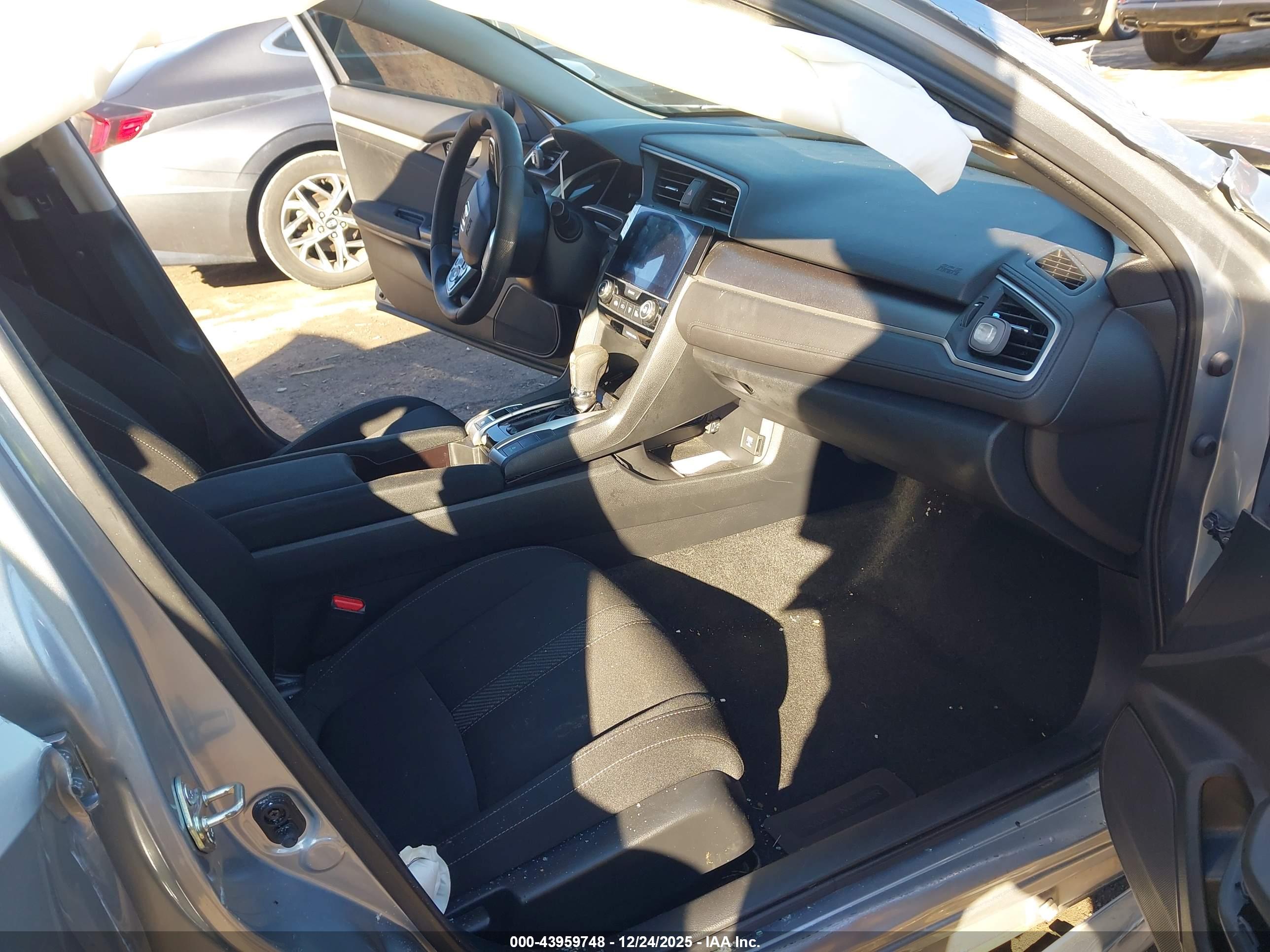 HONDA CIVIC image 5