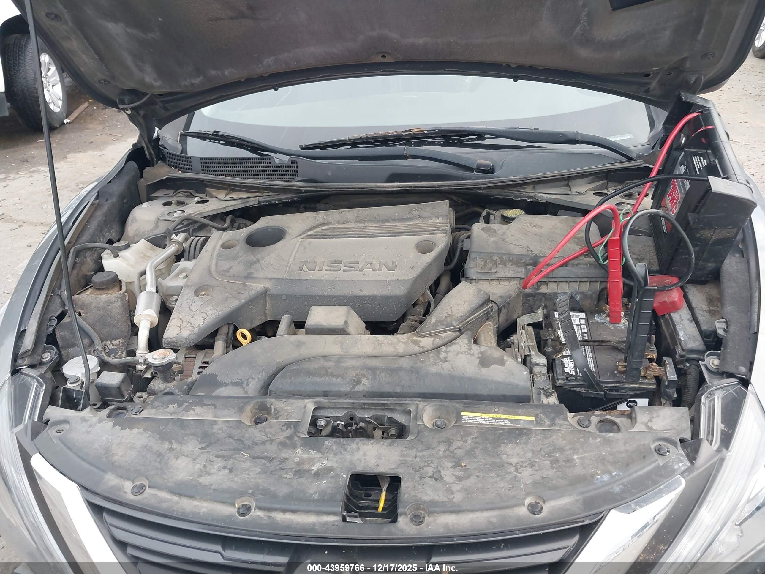 NISSAN ALTIMA image 10