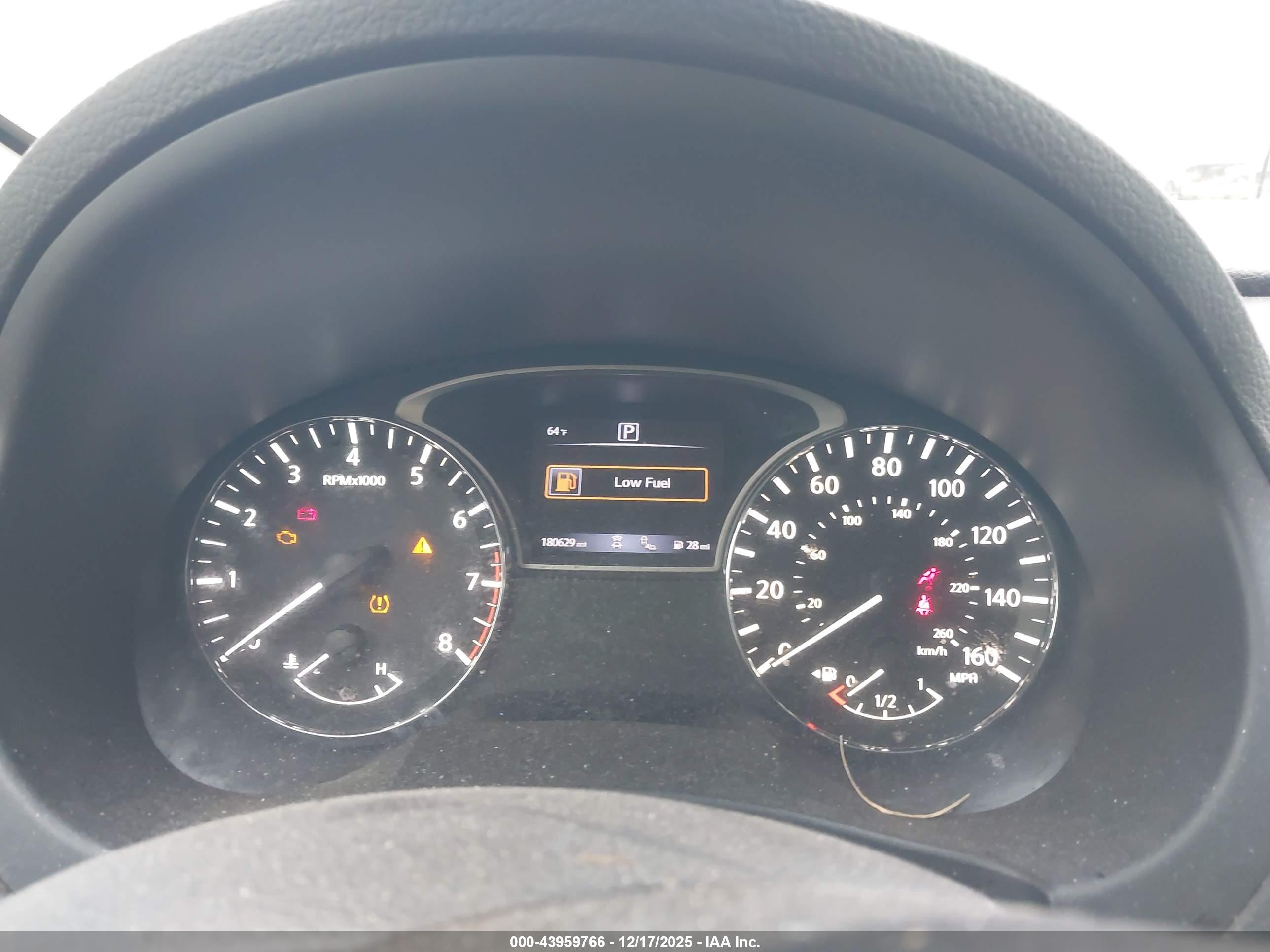 NISSAN ALTIMA image 7