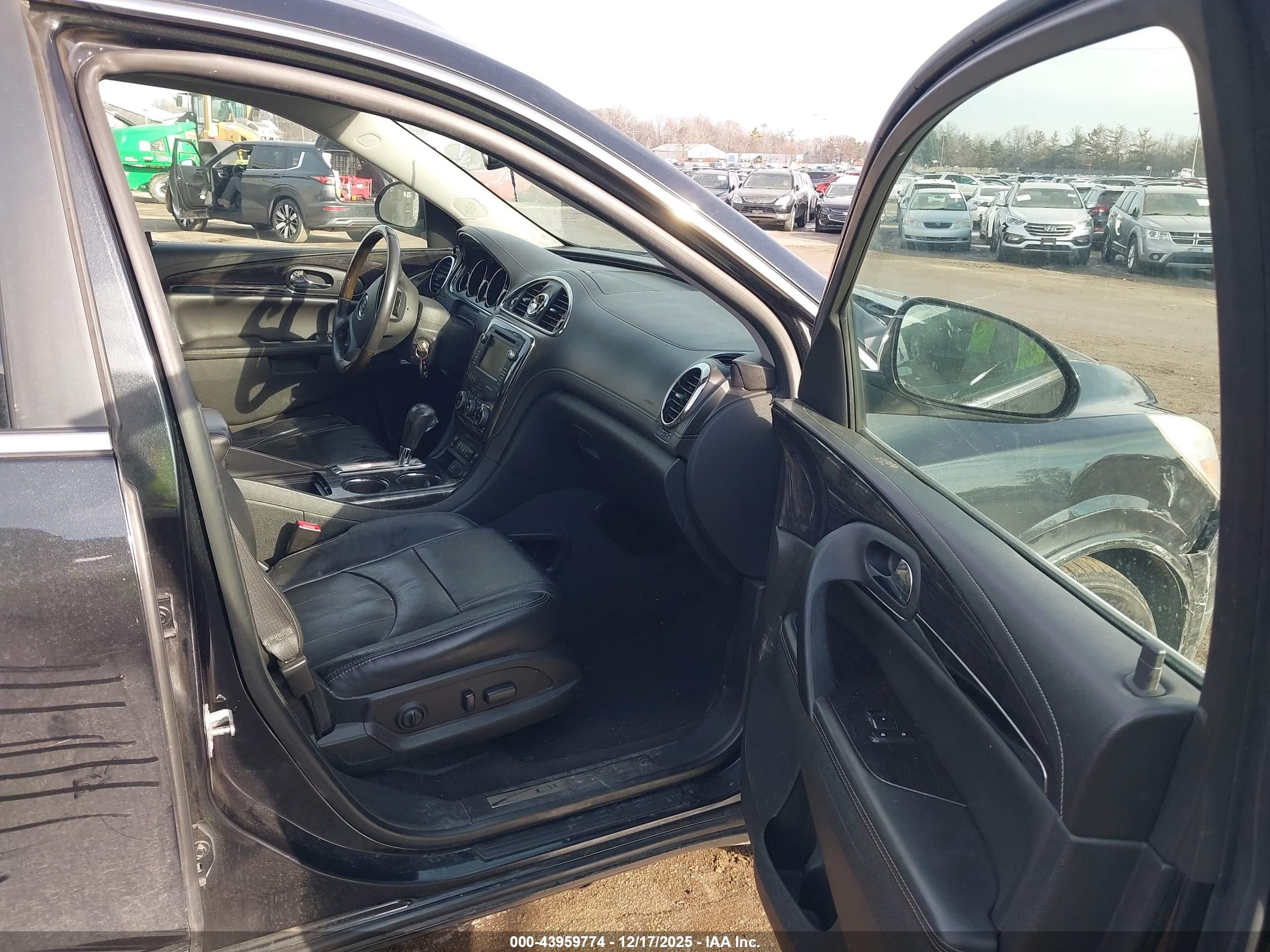 BUICK ENCLAVE image 5
