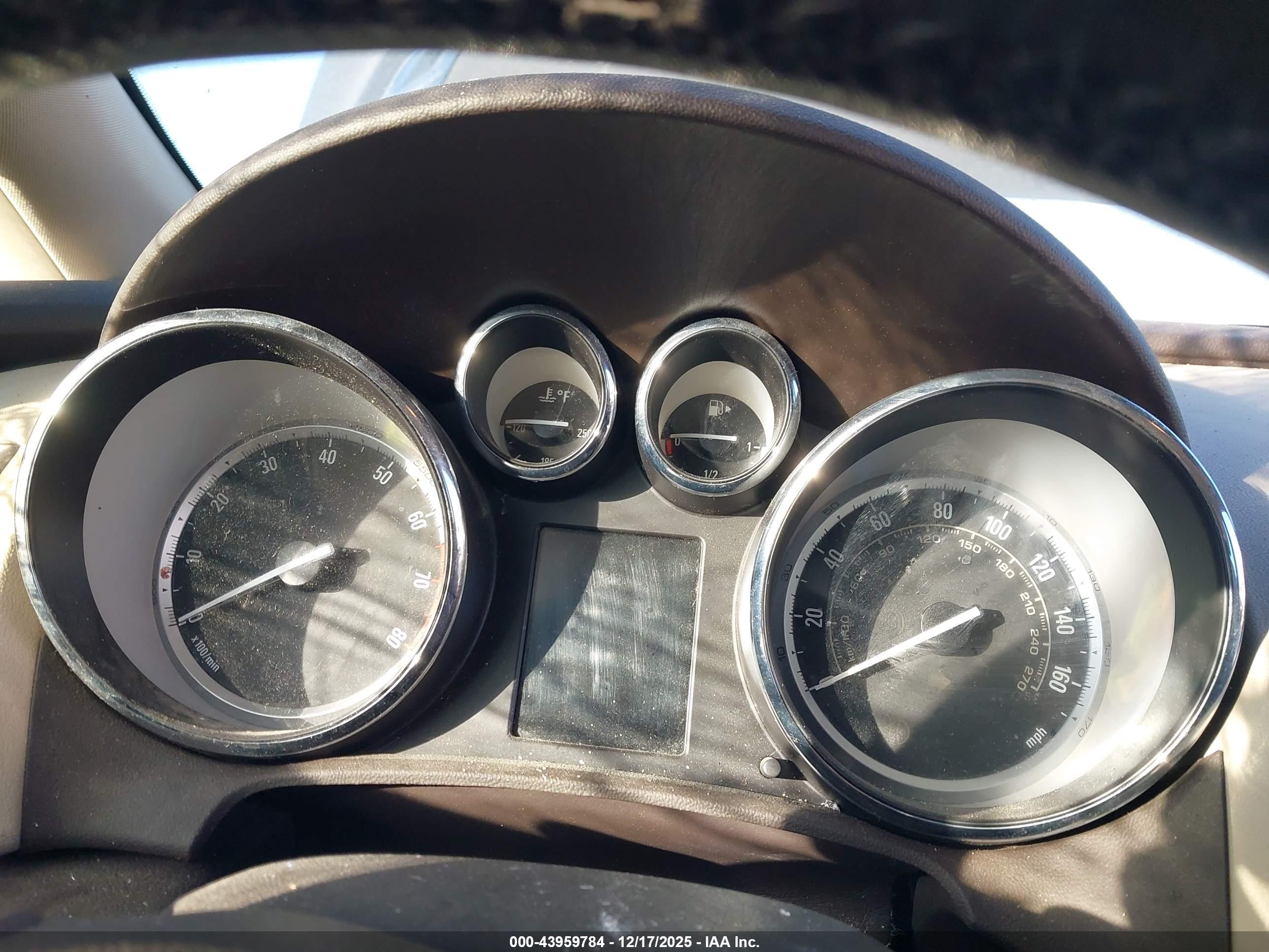 BUICK VERANO image 7