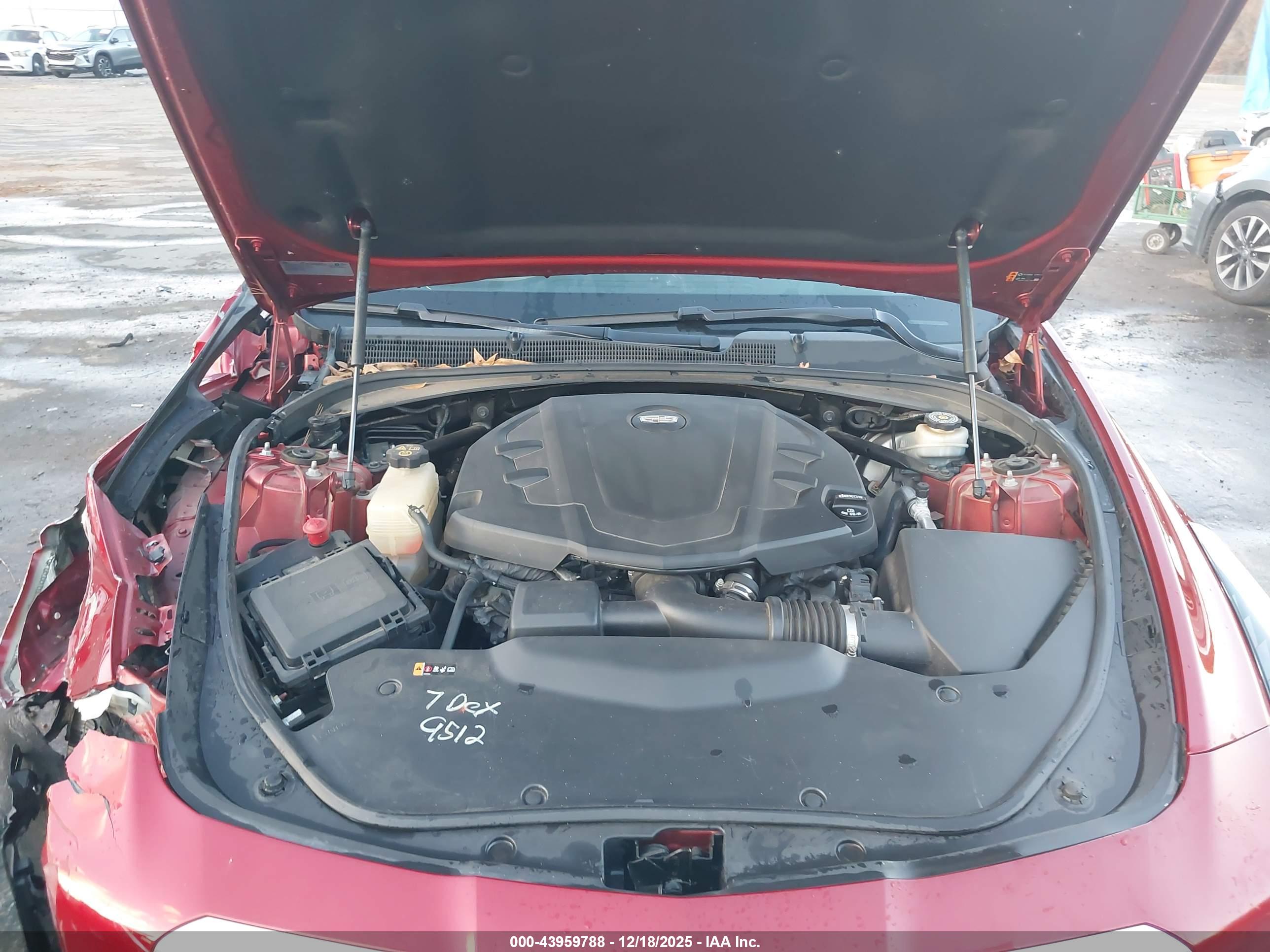 CADILLAC CTS image 10