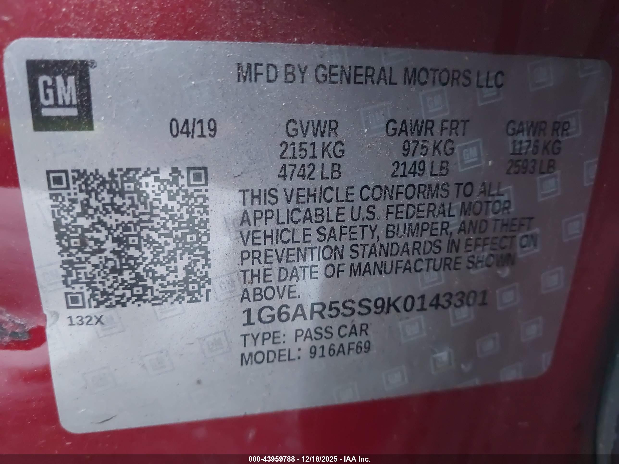 CADILLAC CTS image 9