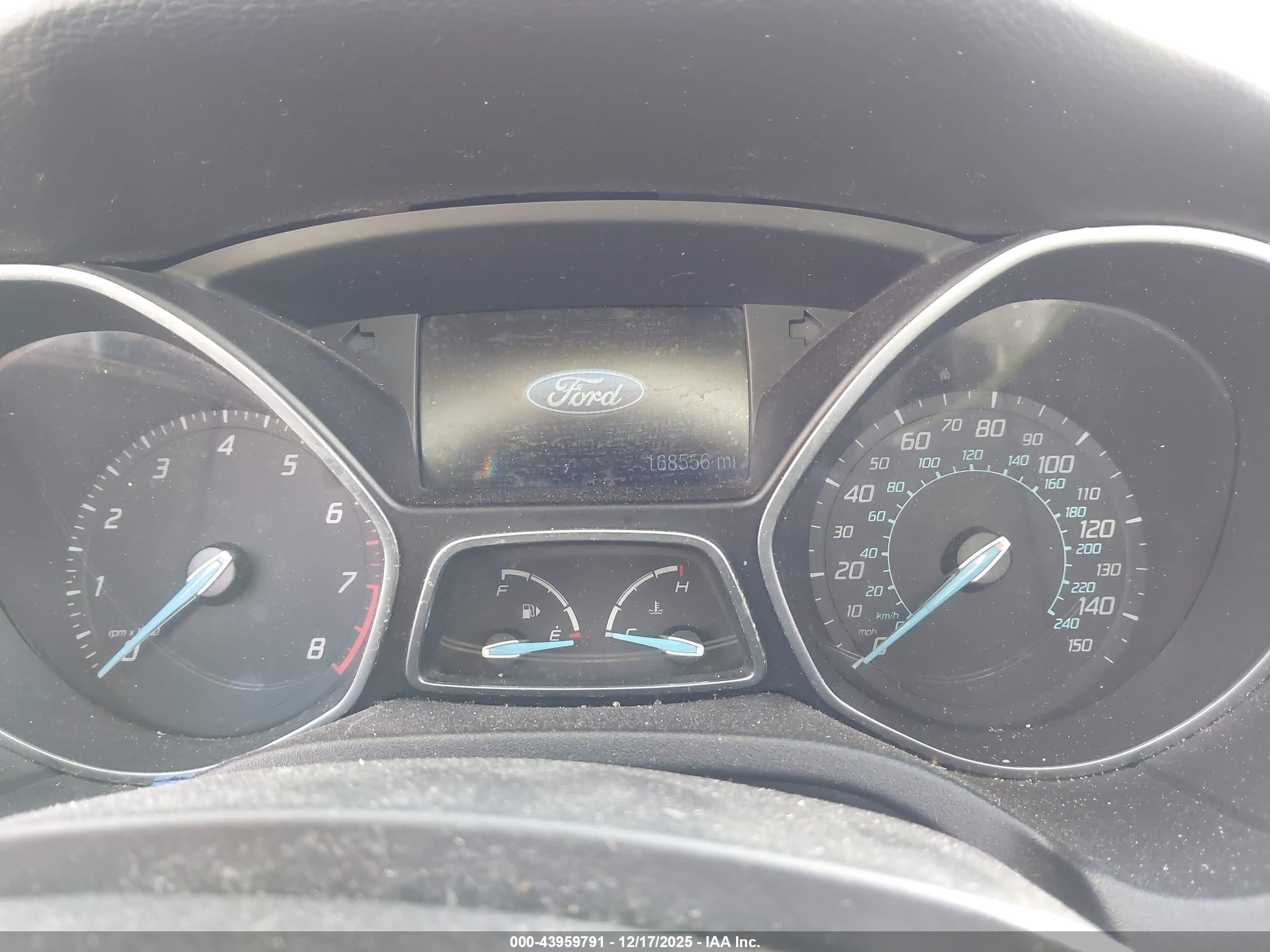 FORD FOCUS image 7
