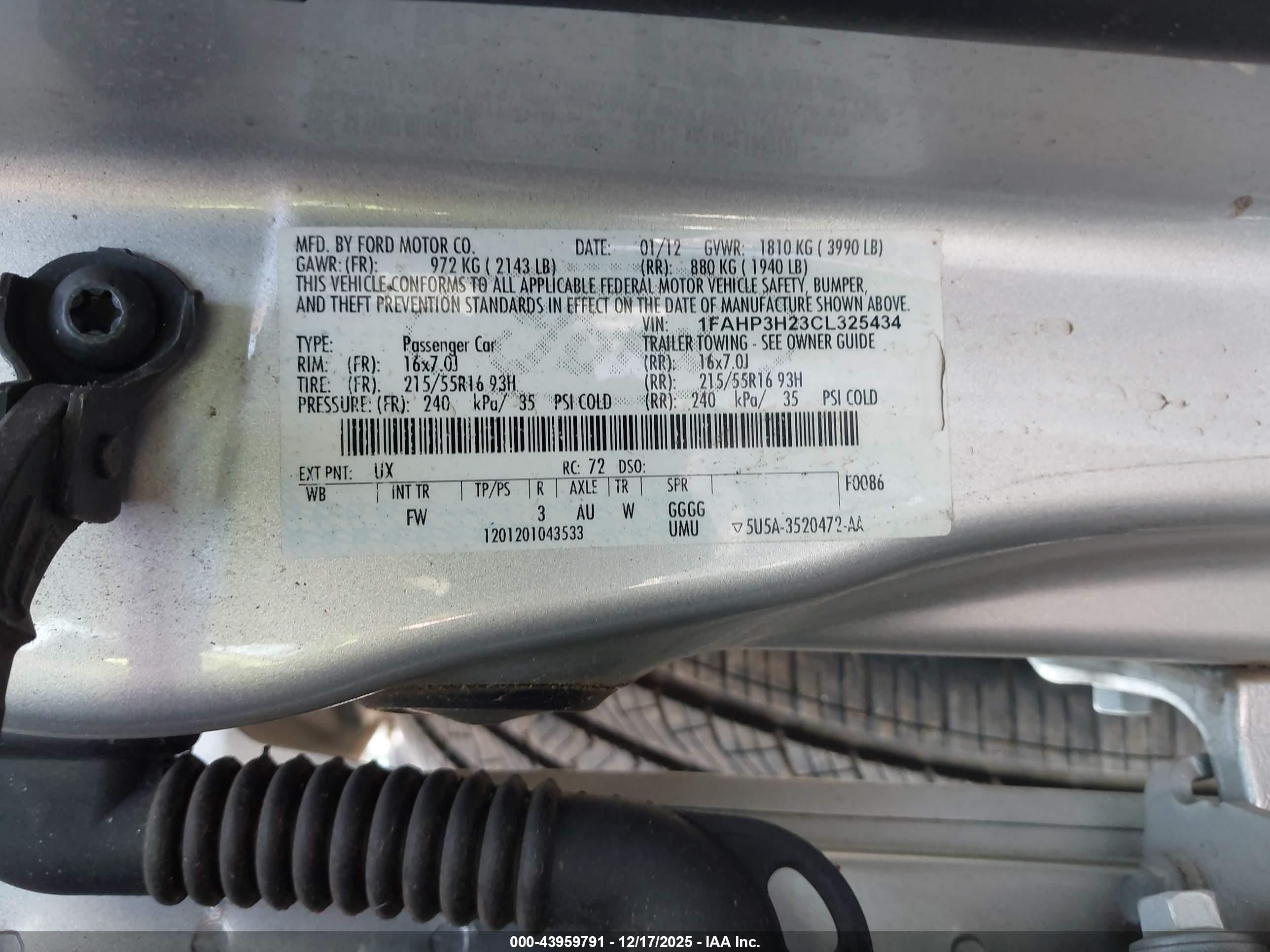 FORD FOCUS image 9
