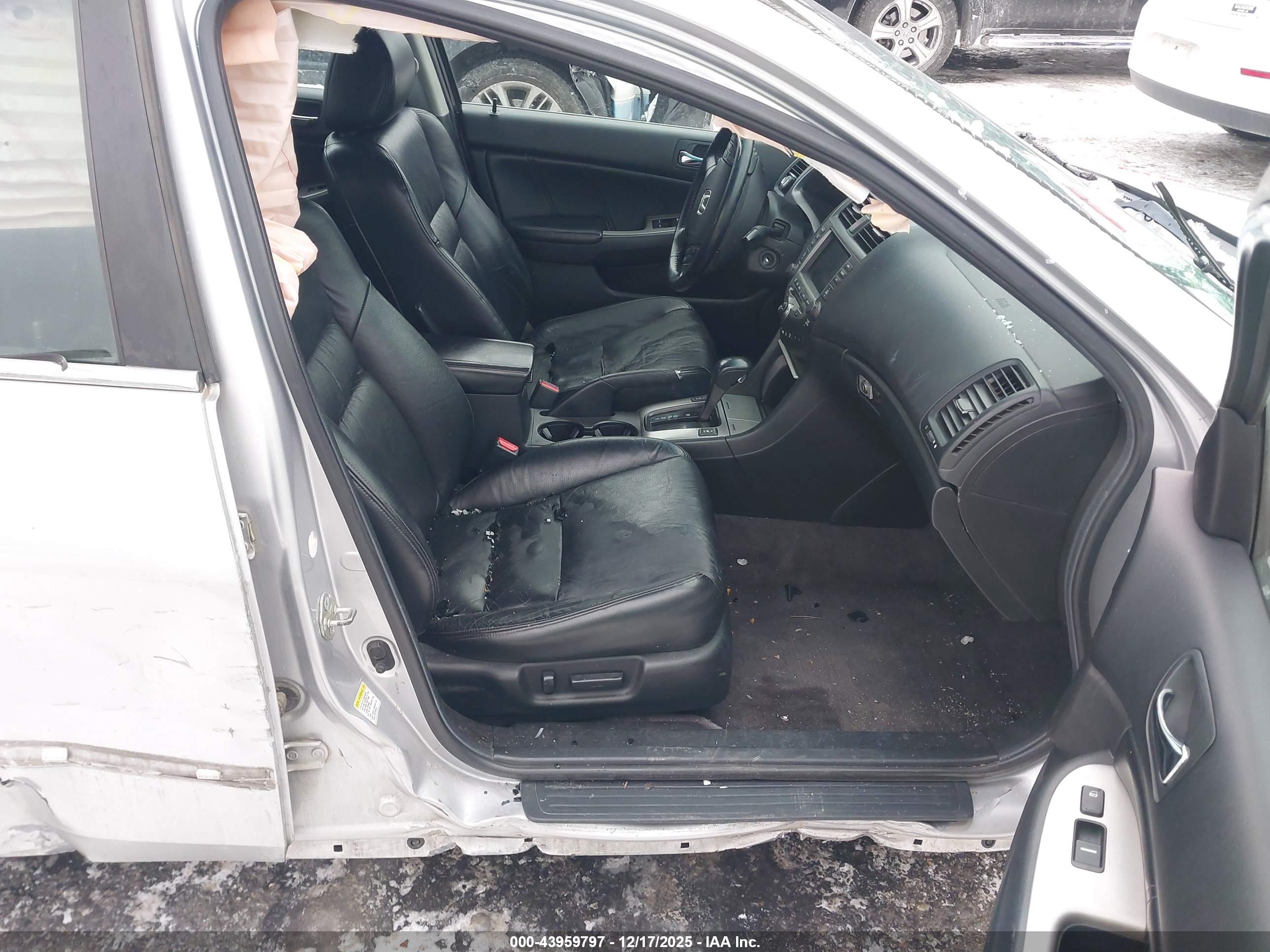 HONDA ACCORD image 5