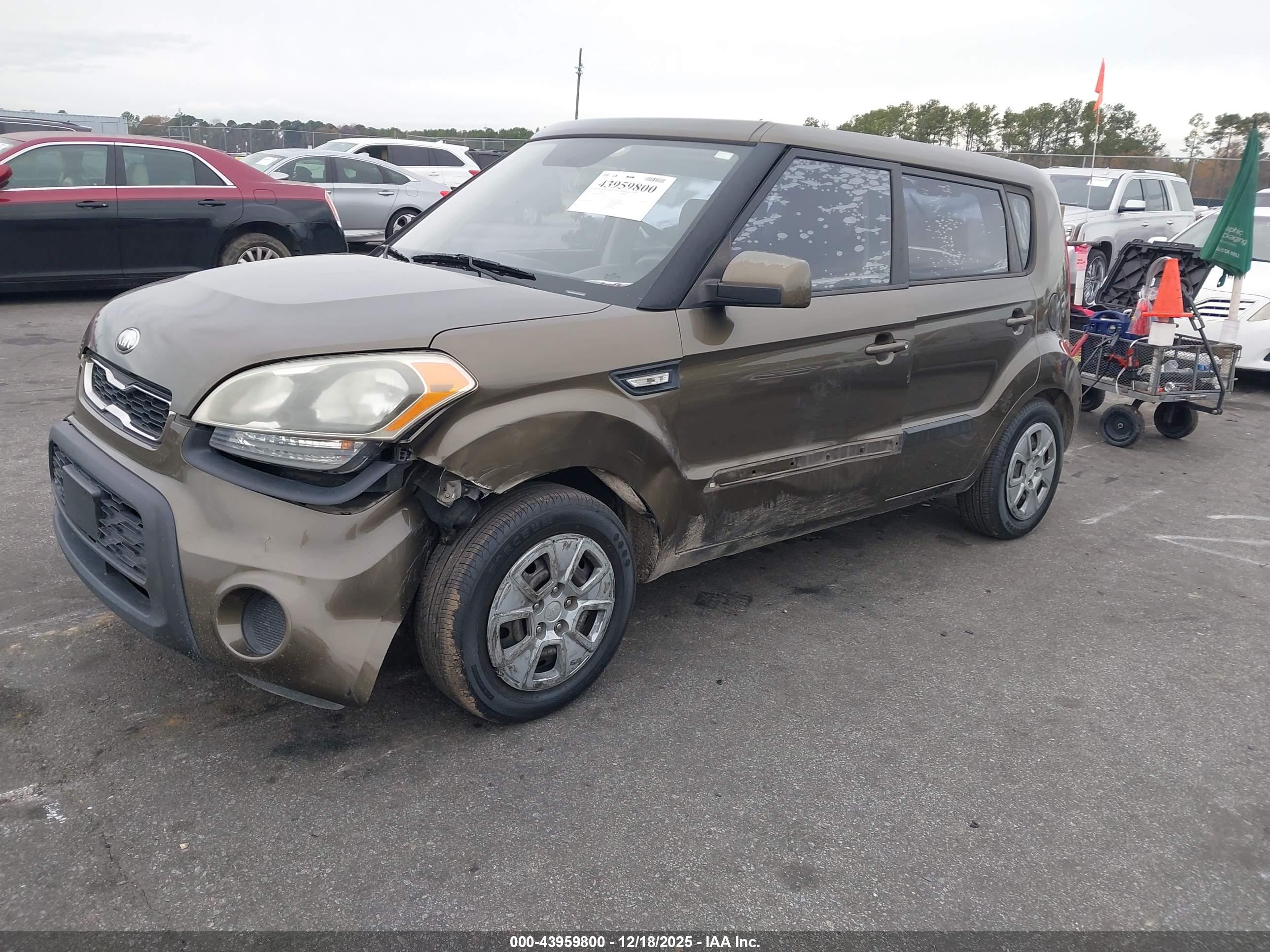 KIA SOUL image 2